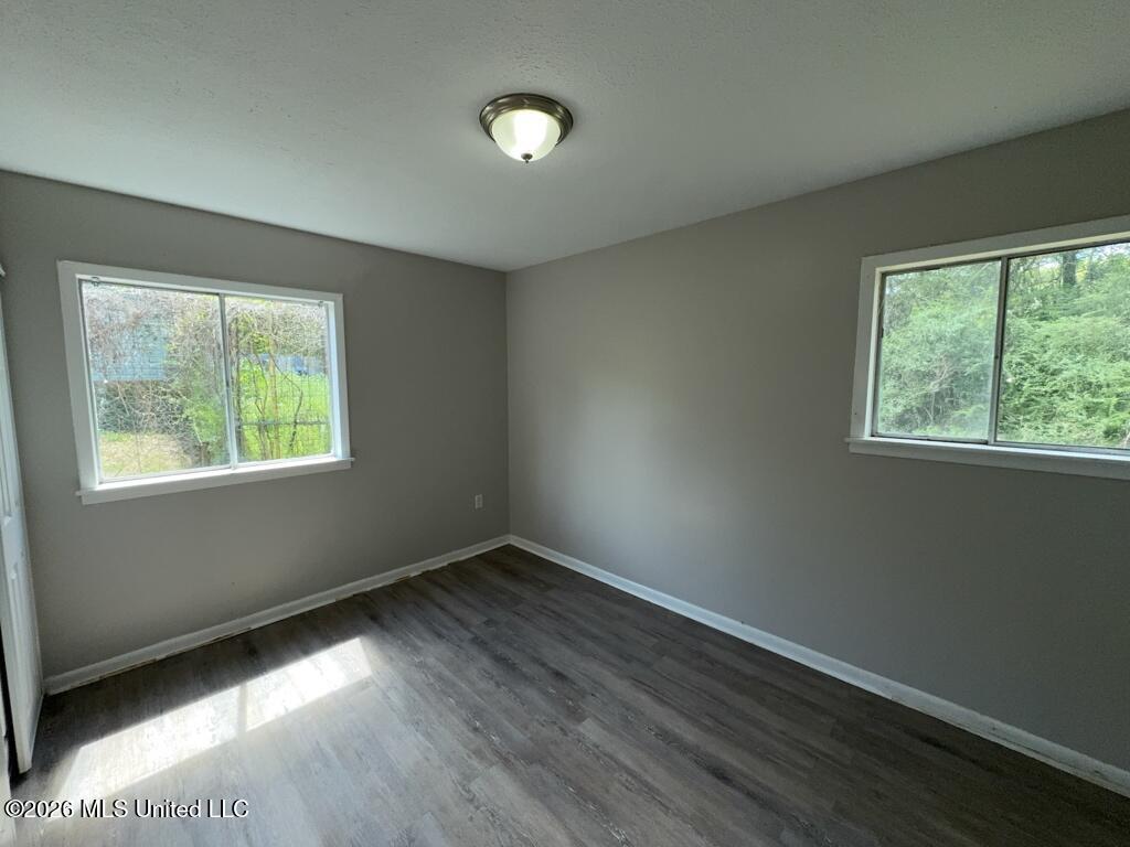 3341 Suncrest Drive Property Photo 8