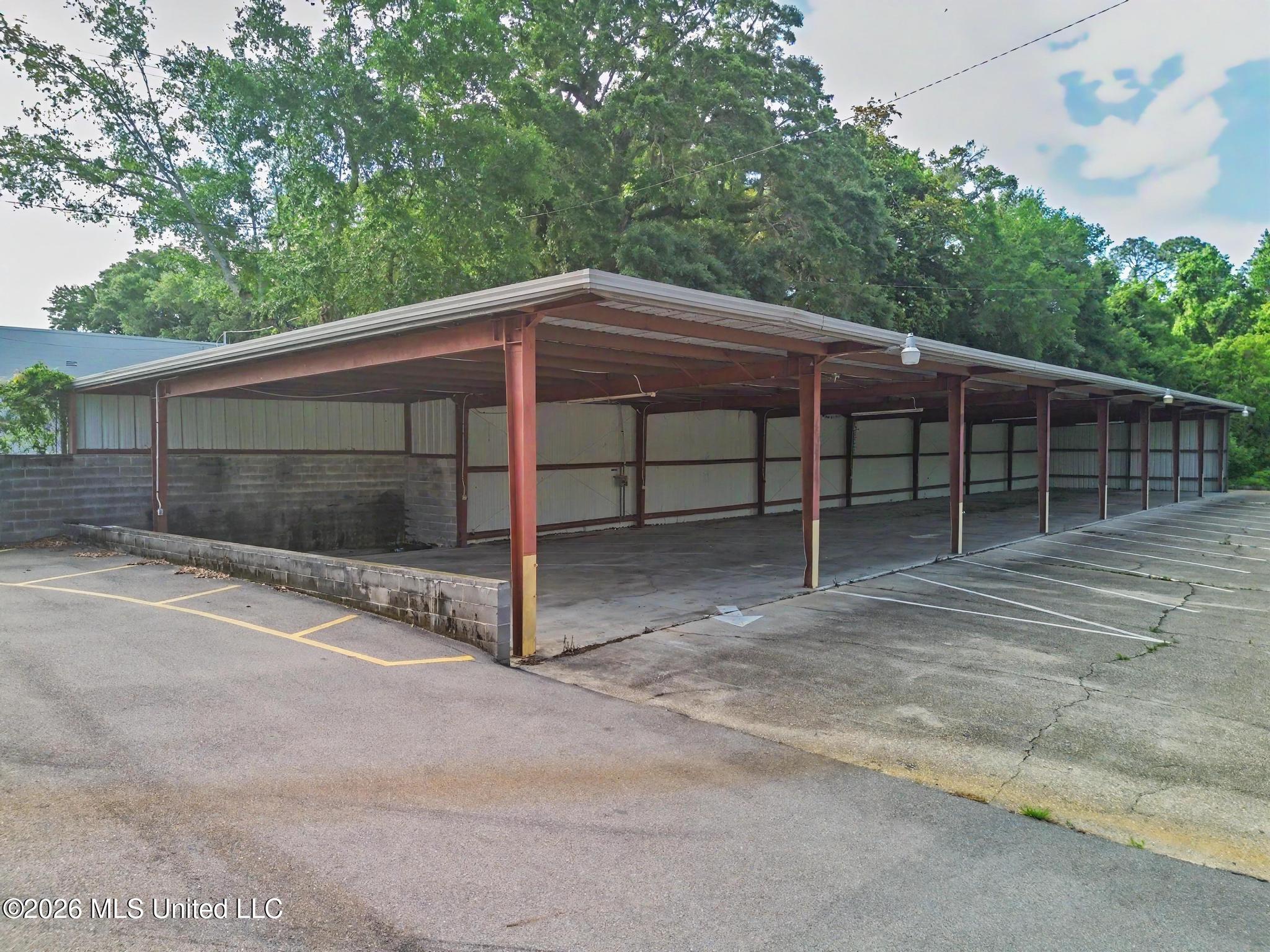 2596 Bienville Boulevard Property Photo 13