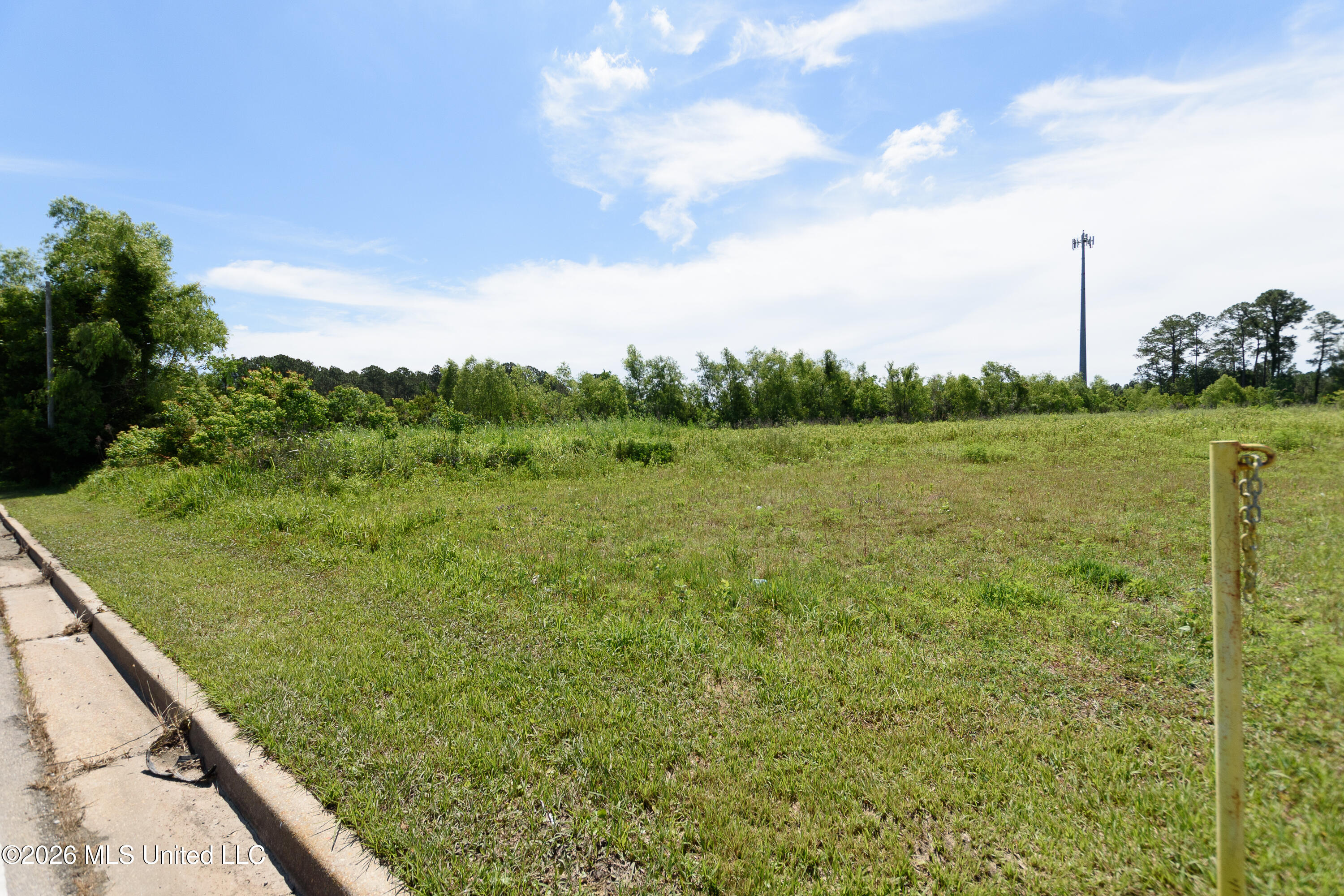 E Short Cut Road Property Photo 2