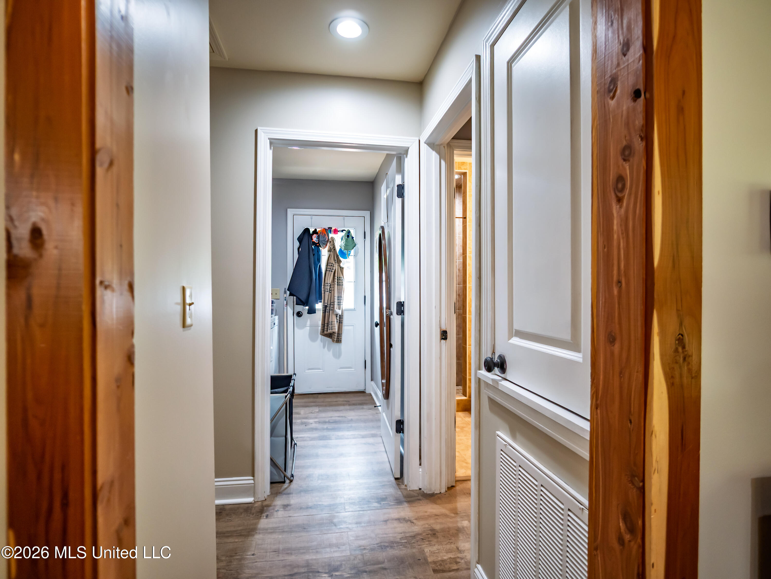 608 County Road 428 Property Photo 13