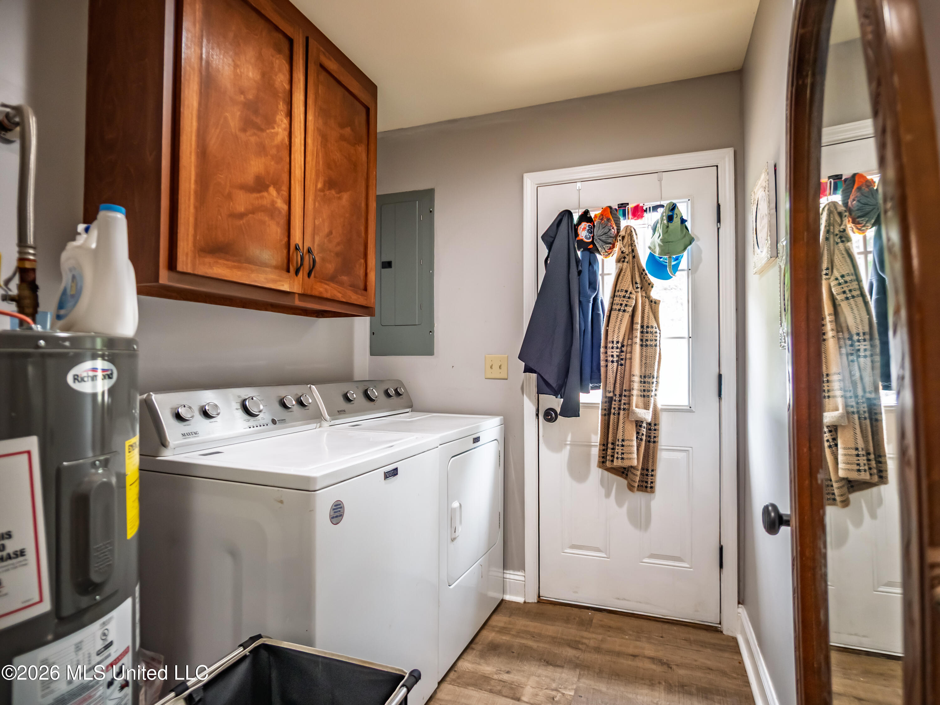 608 County Road 428 Property Photo 21