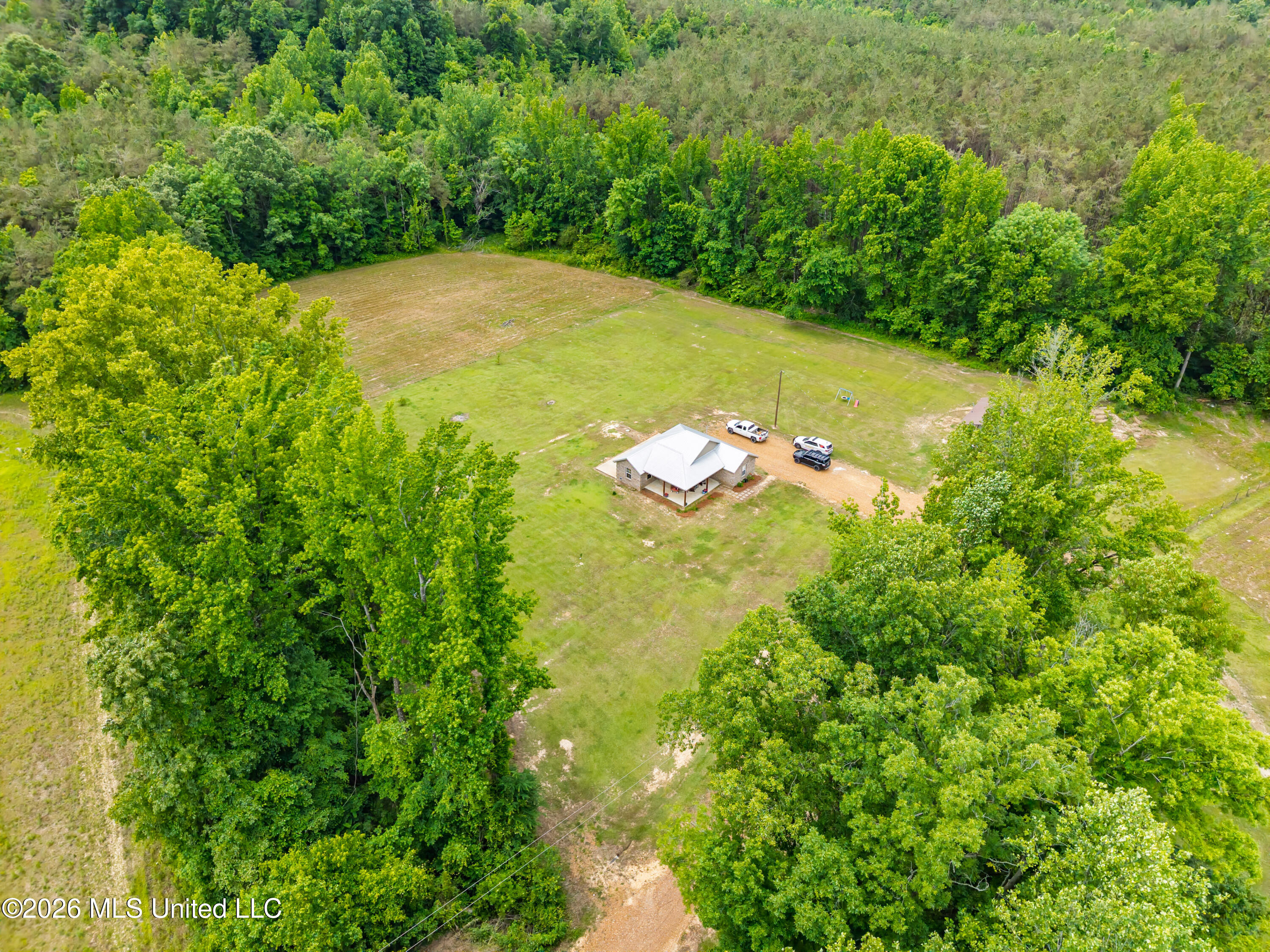 608 County Road 428 Property Photo 52