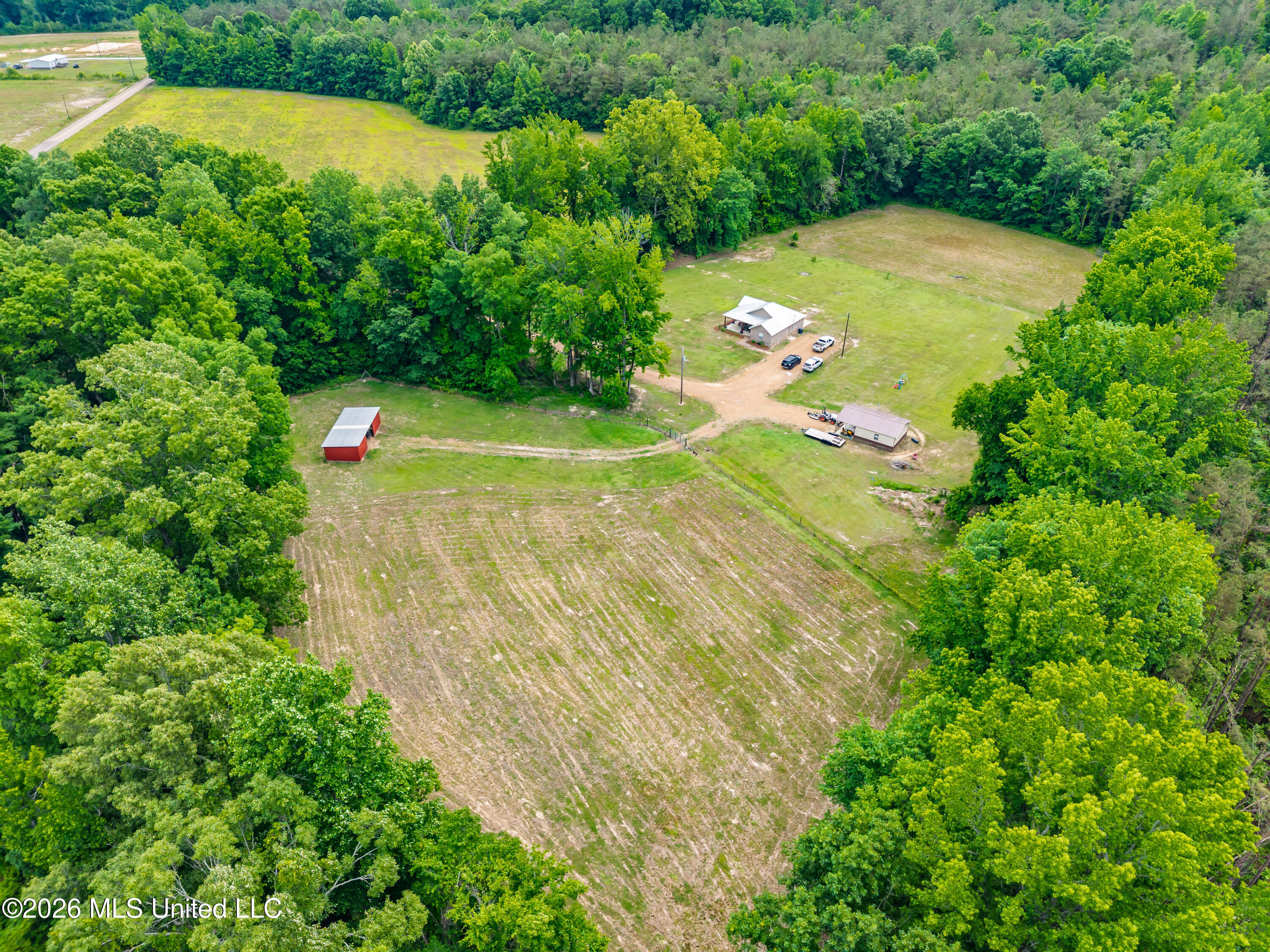 608 County Road 428 Property Photo 55