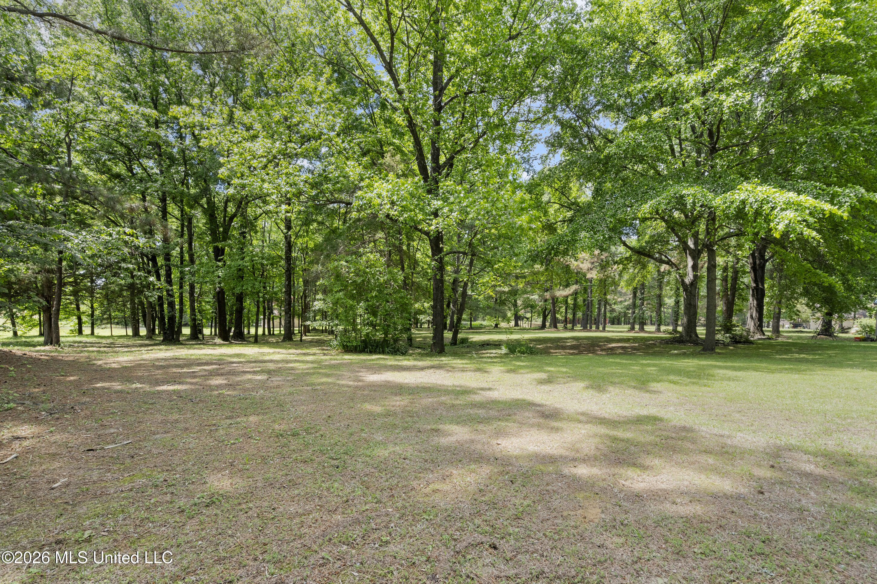 33 E Sweetwater Road Property Photo 30