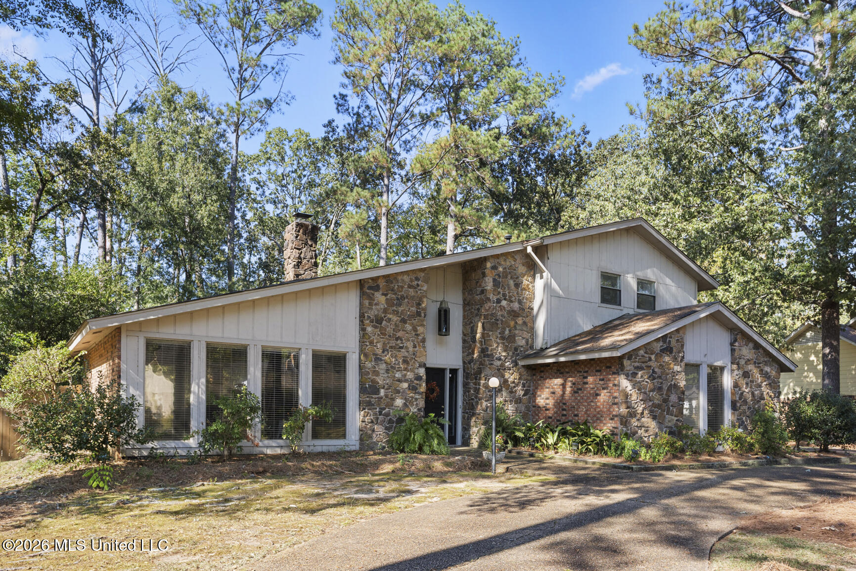 103 Redbud Trail Property Photo 1