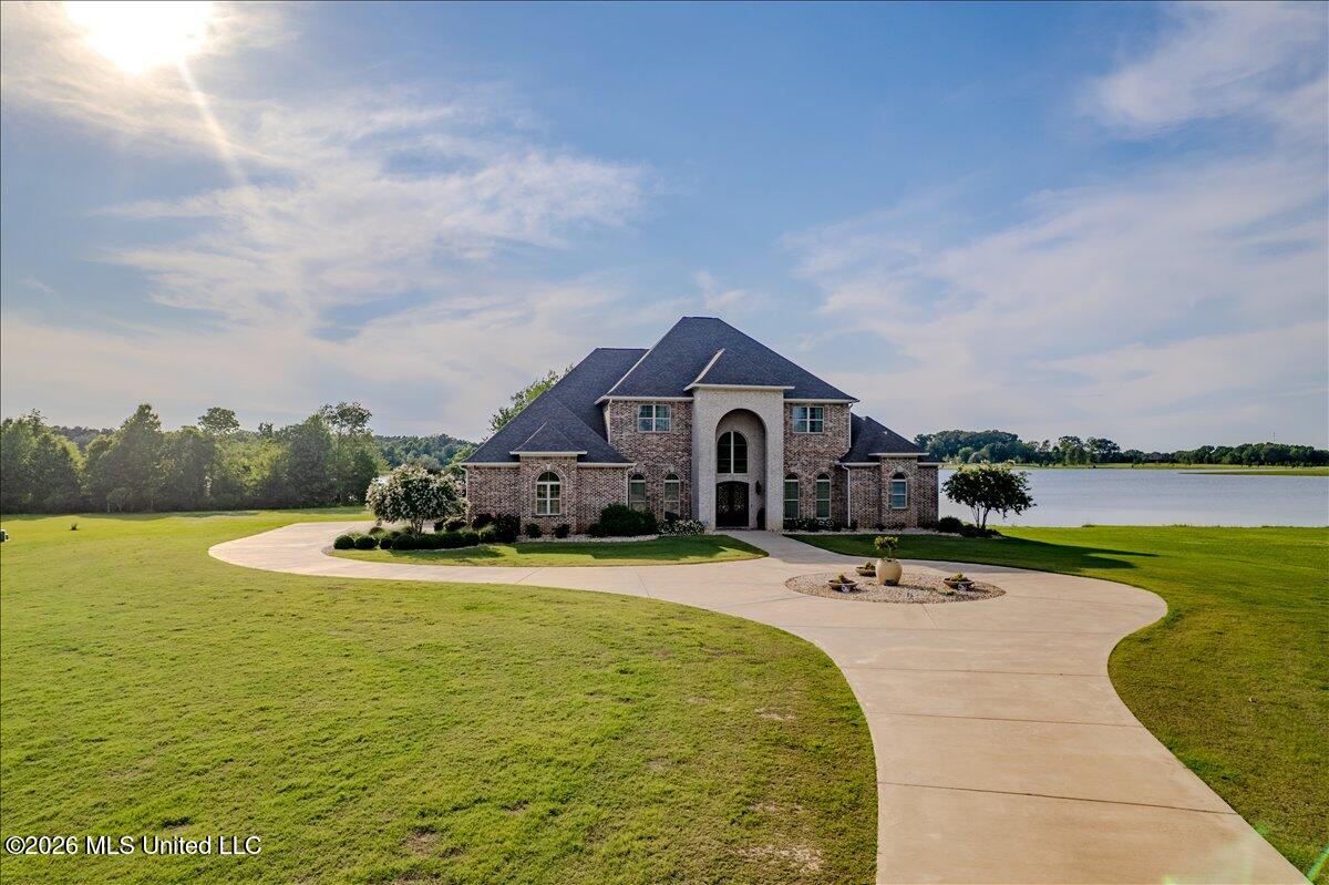108 Chantry Lane Property Photo 1
