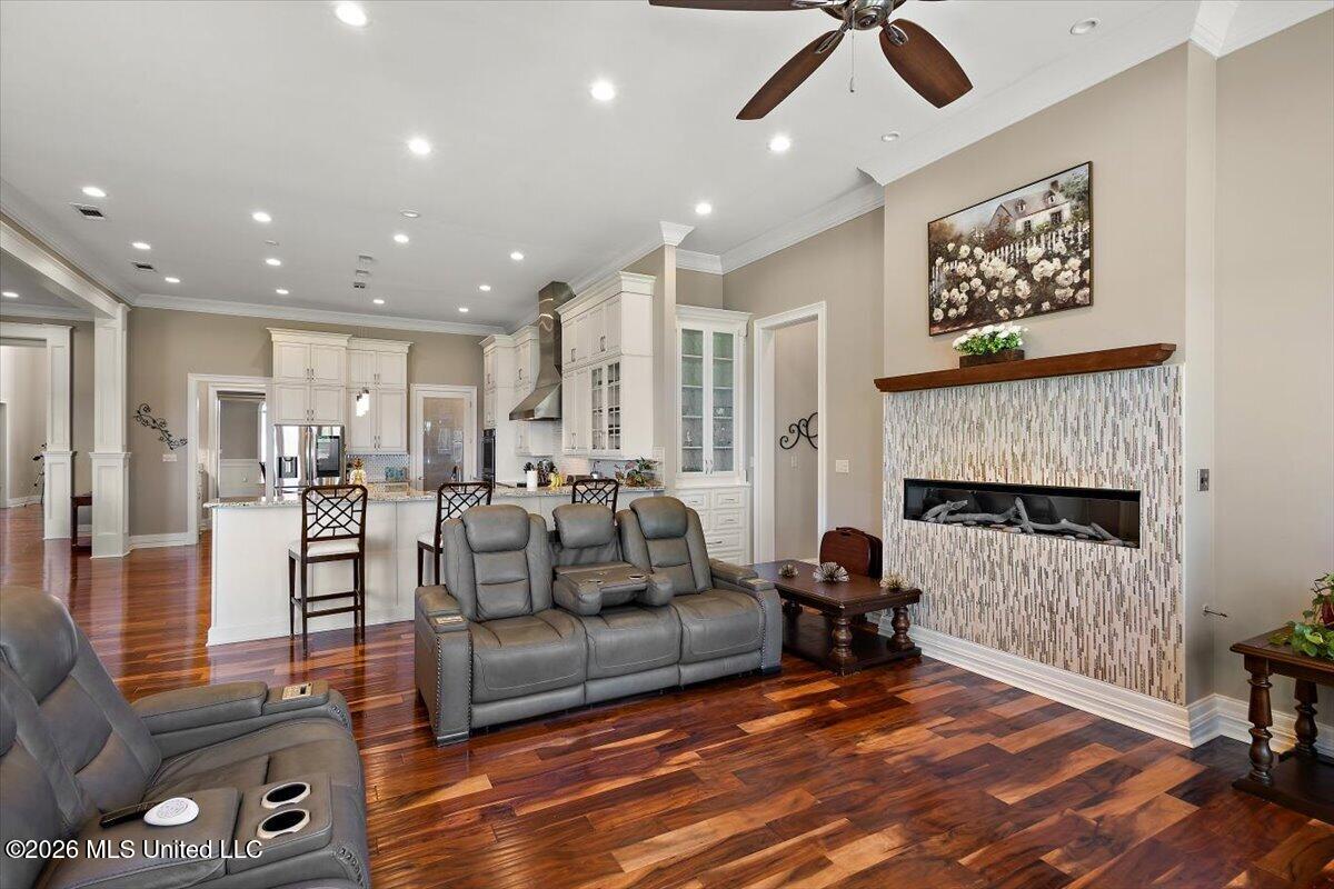 108 Chantry Lane Property Photo 7