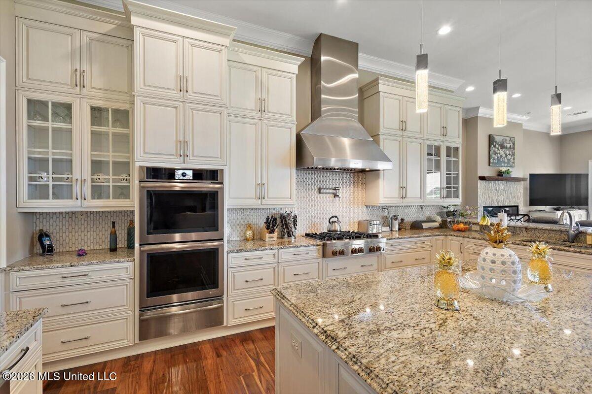 108 Chantry Lane Property Photo 8