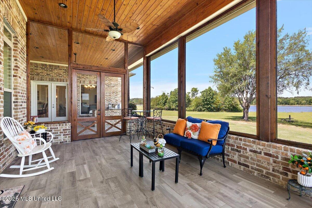 108 Chantry Lane Property Photo 13