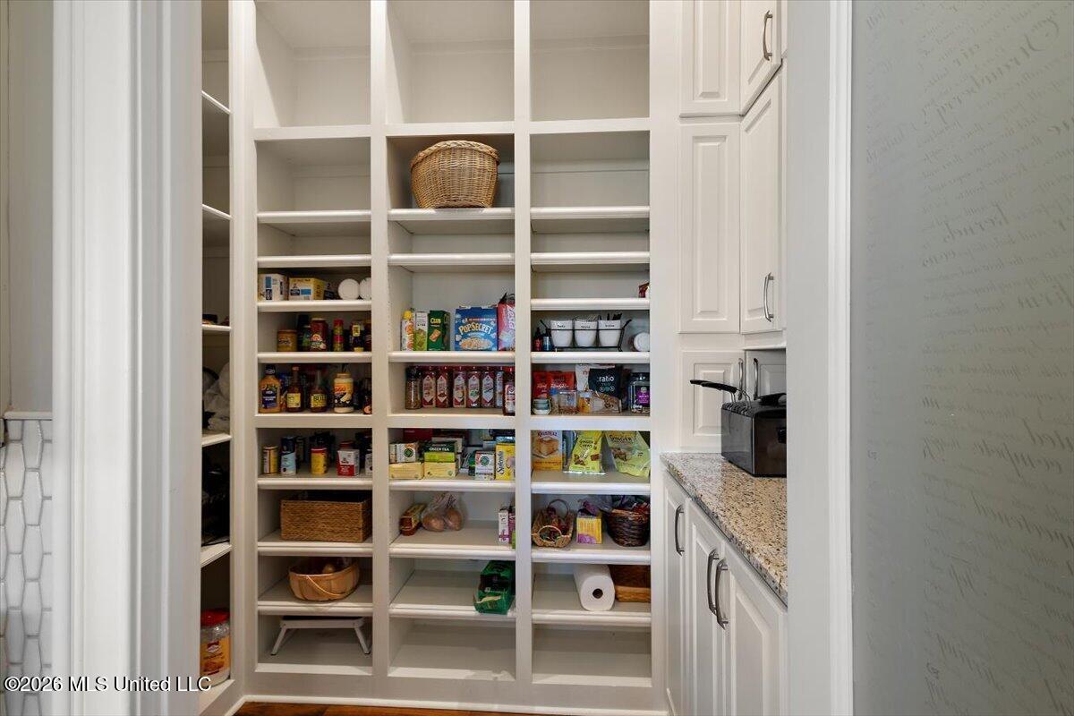 108 Chantry Lane Property Photo 18