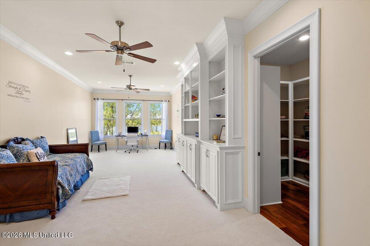 108 Chantry Lane Property Photo 28
