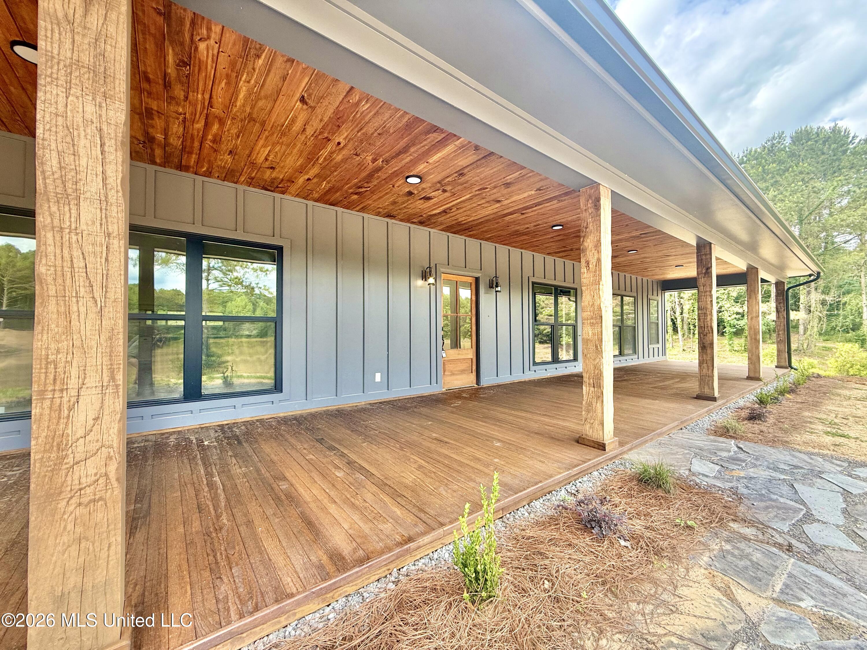 1066 A Harmony Road Property Photo 10