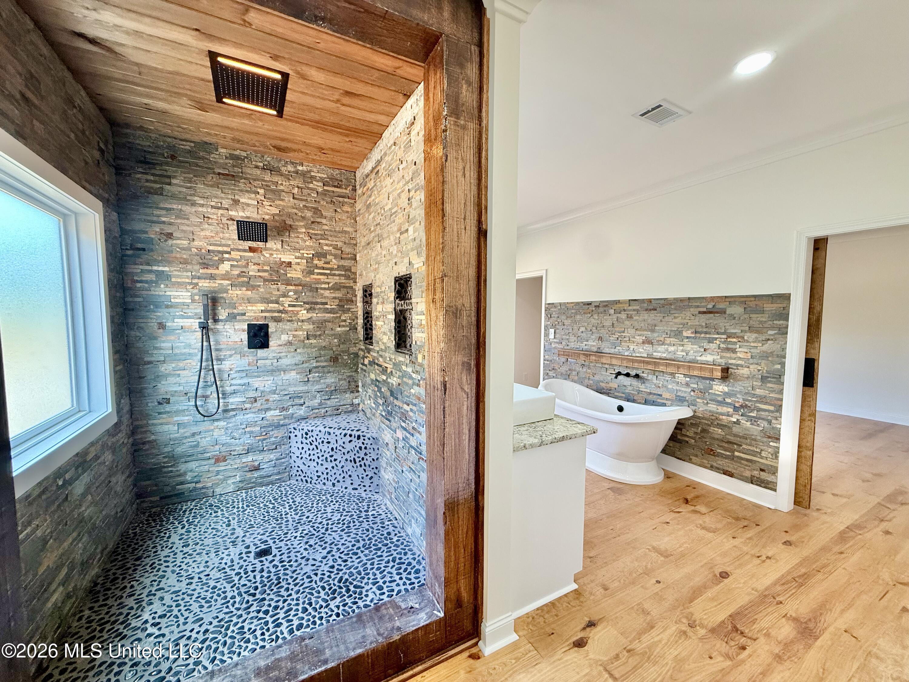 1066 A Harmony Road Property Photo 29