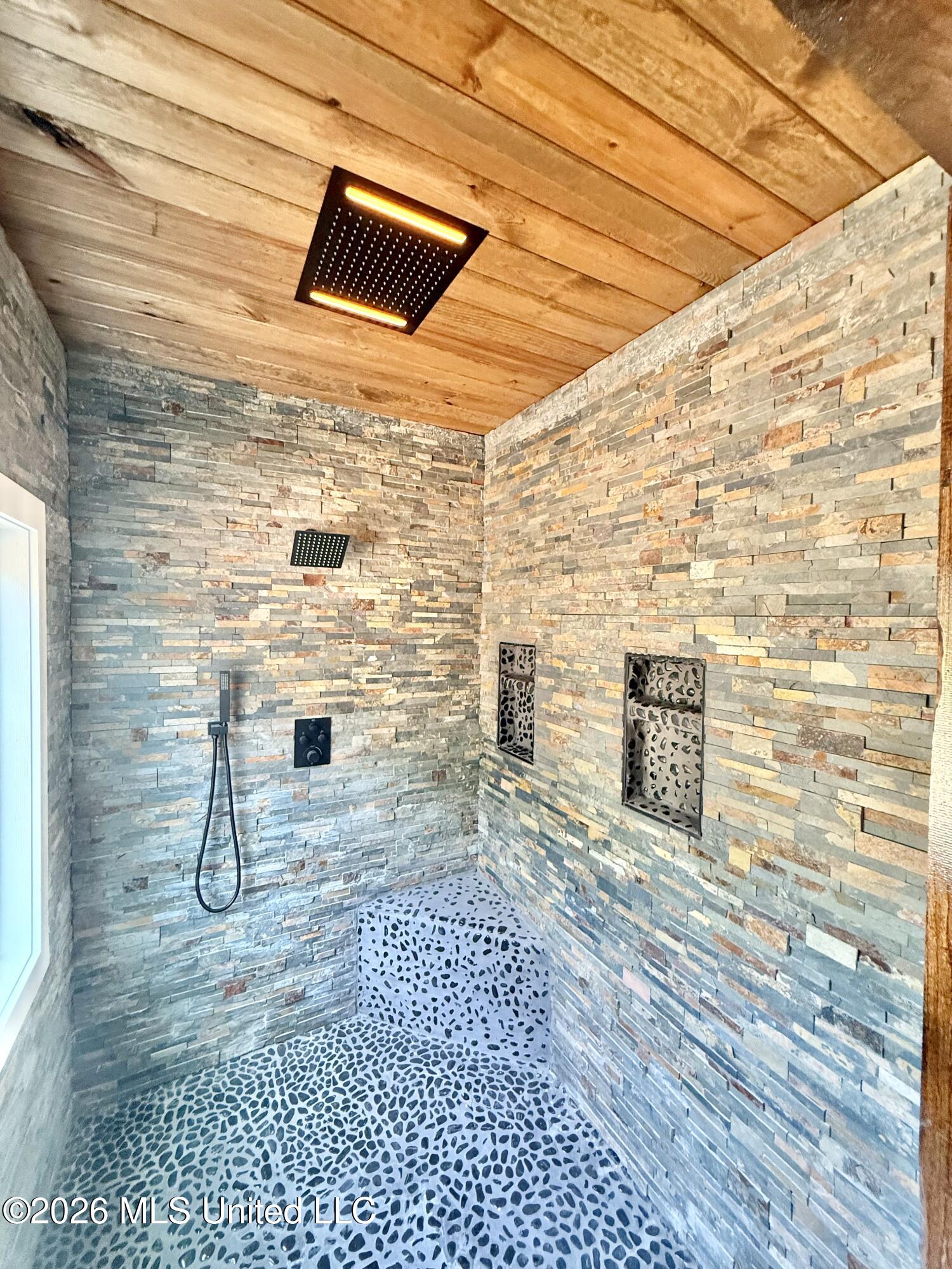 1066 A Harmony Road Property Photo 31