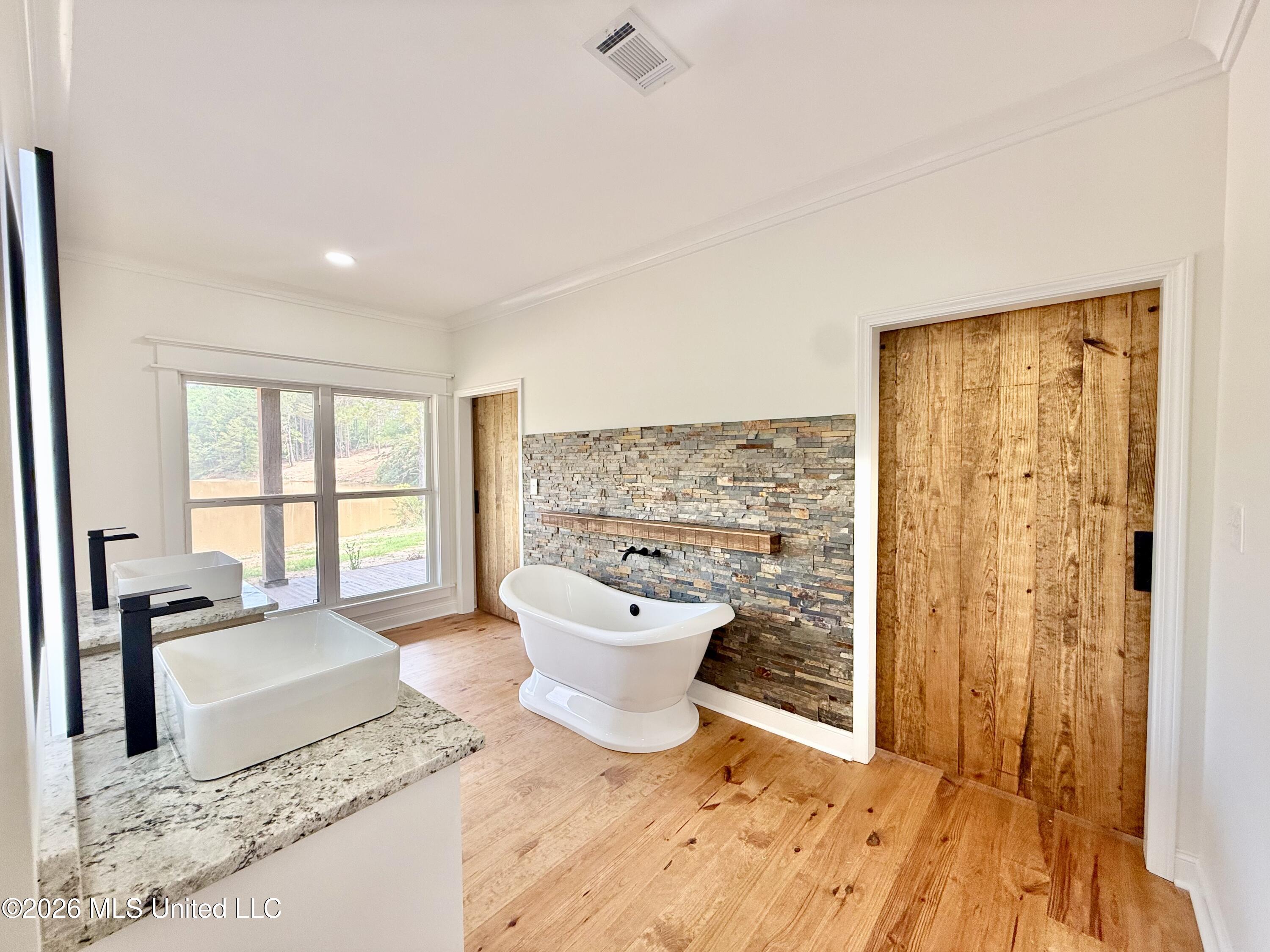 1066 A Harmony Road Property Photo 34