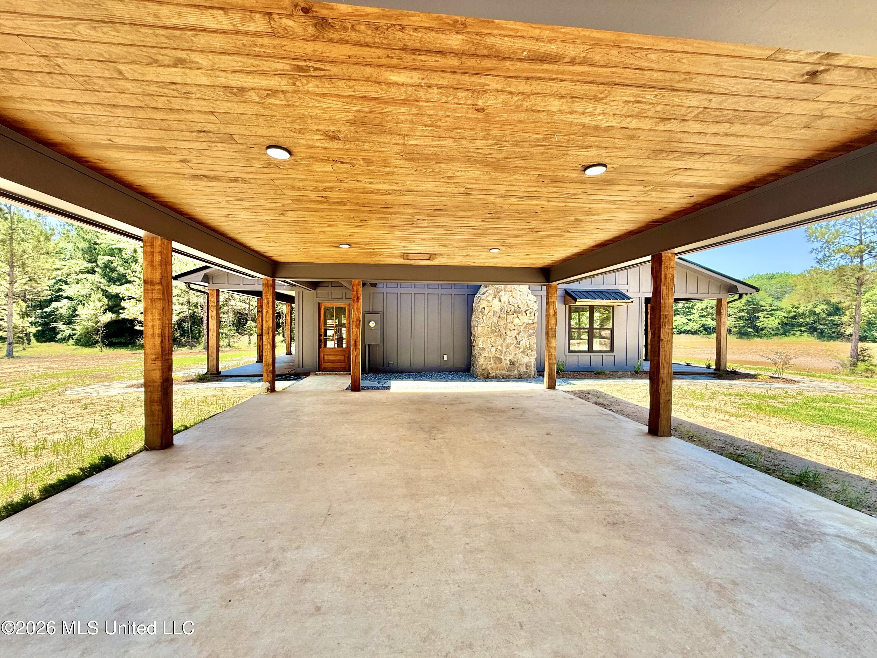 1066 A Harmony Road Property Photo 43