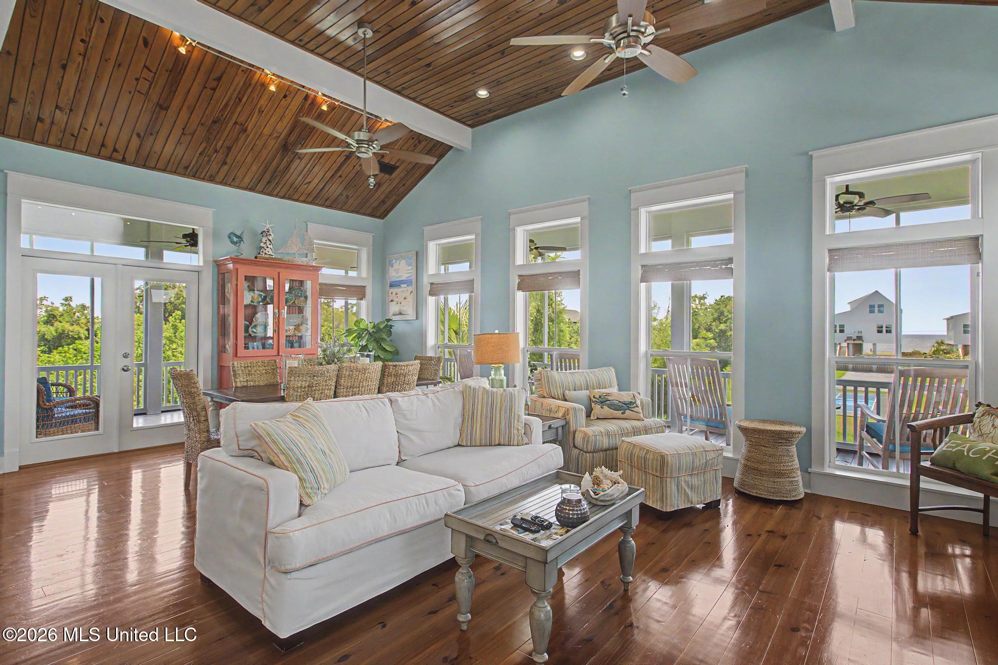 142 Fifth Avenue Property Photo 15