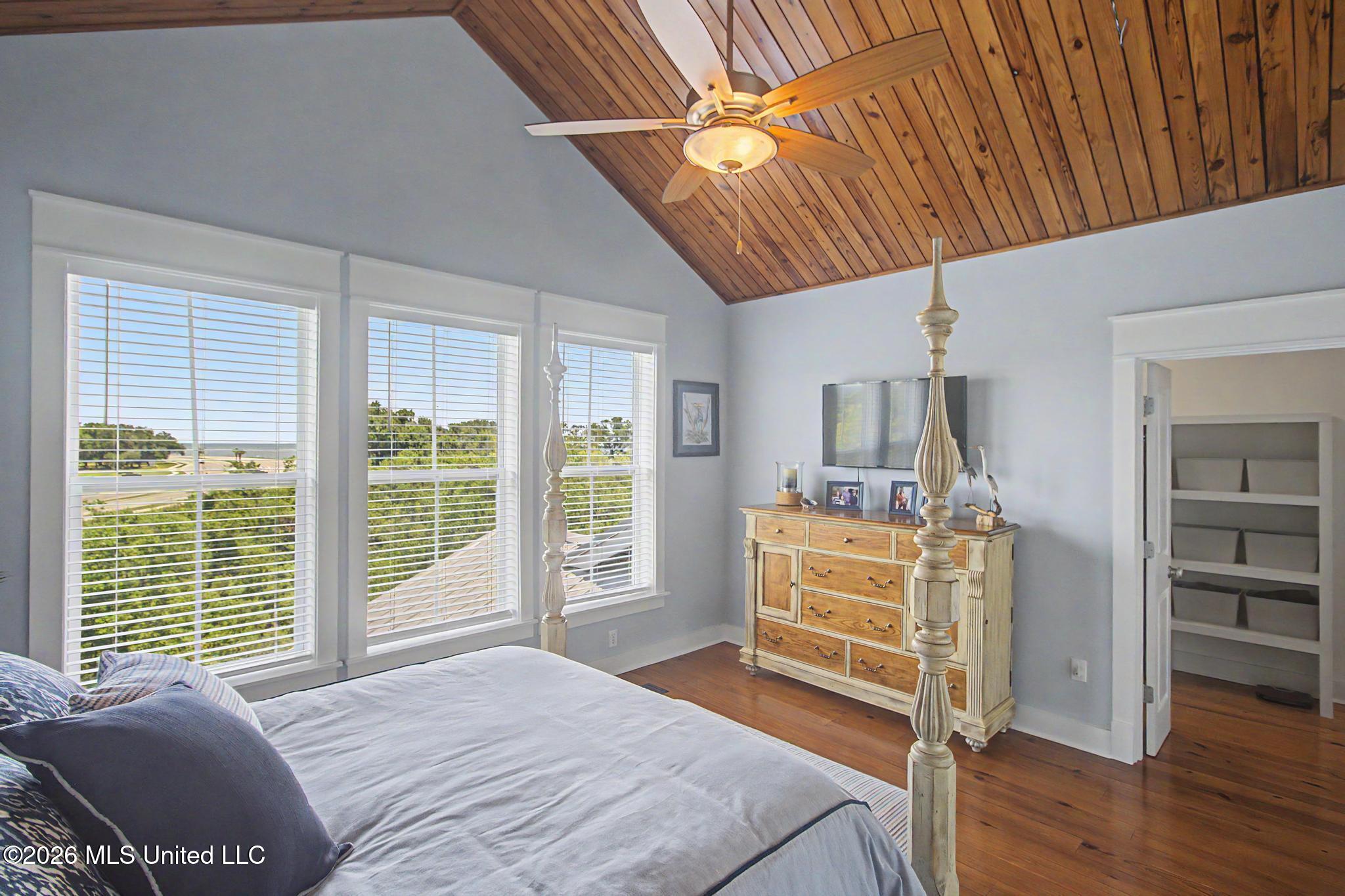 142 Fifth Avenue Property Photo 31