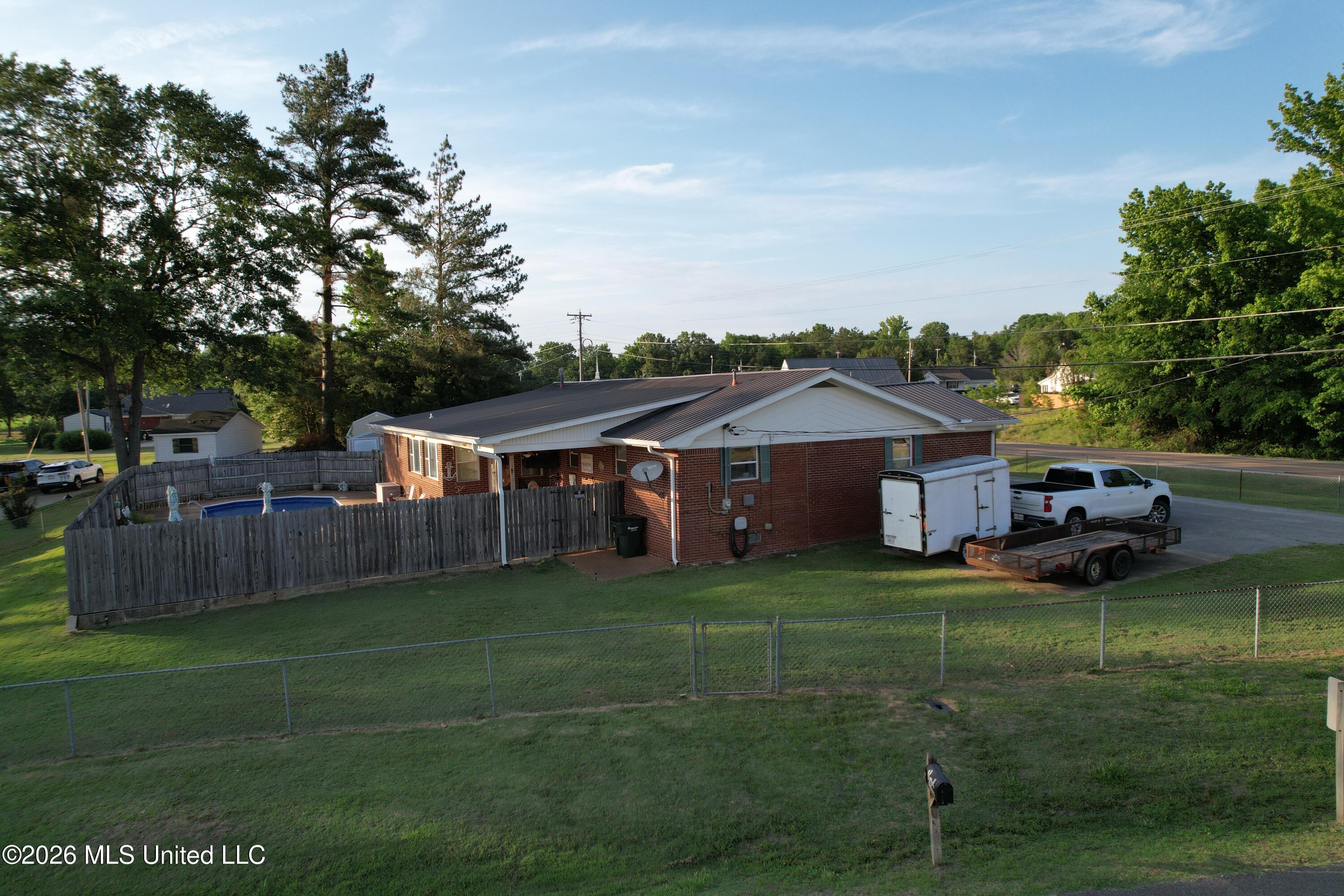 6 Whaley Drive Property Photo 4