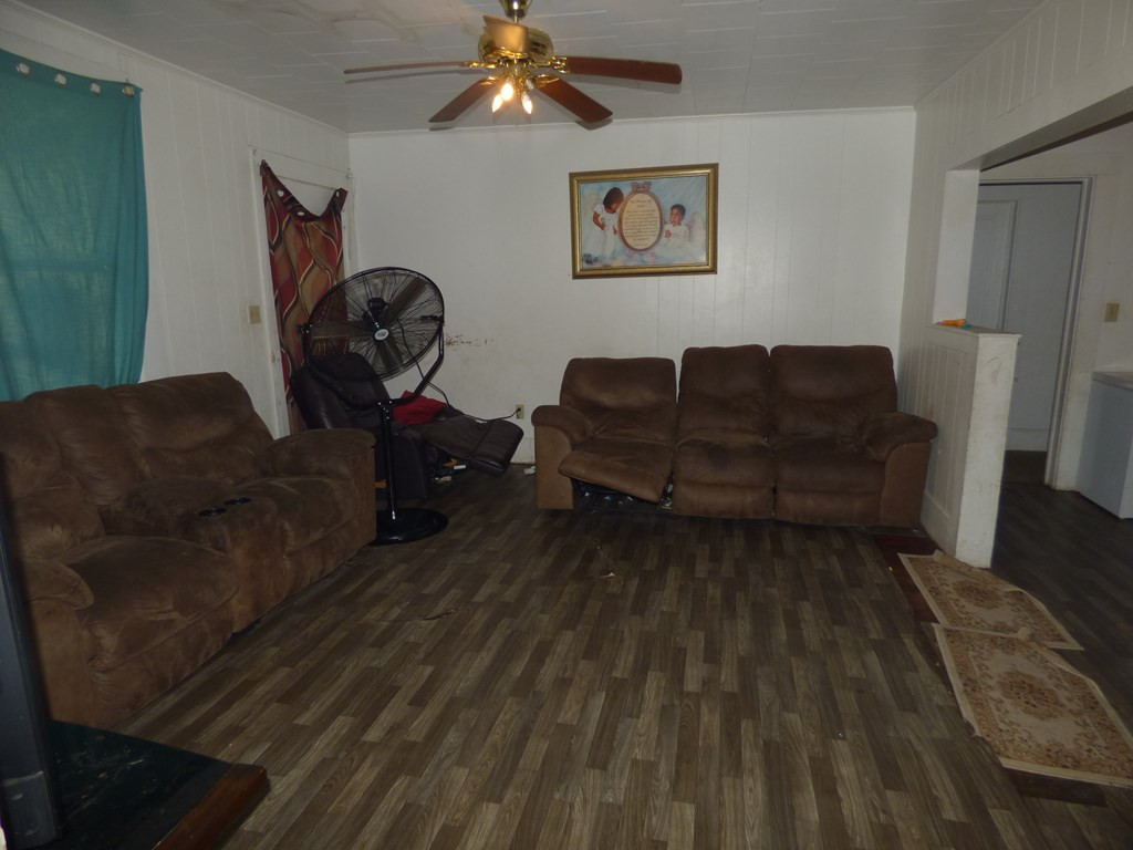 415 N Magnolia Street Property Photo 12