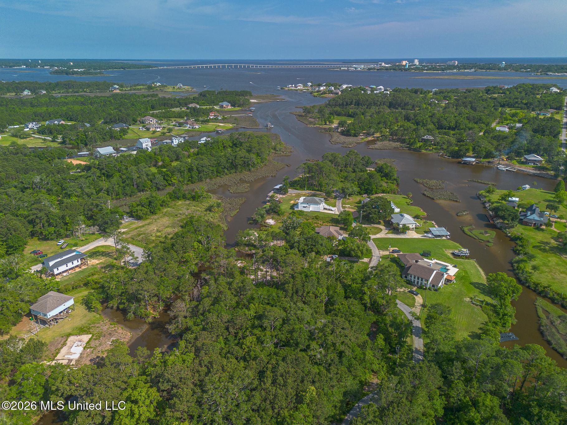 6606 Bridge View Drive Property Photo 5