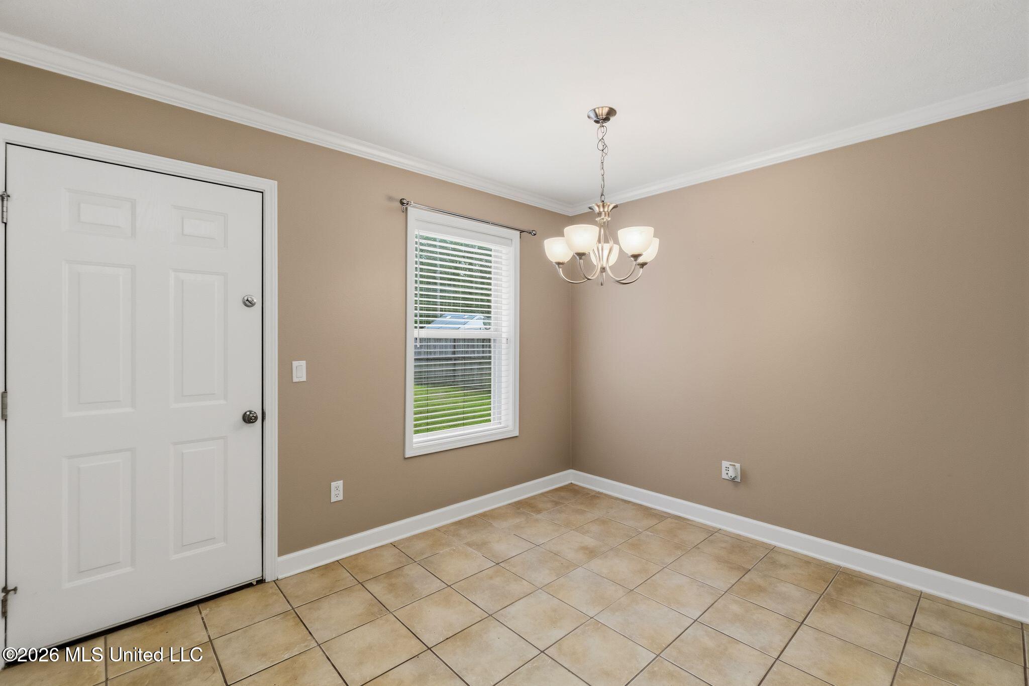 5 Bridgefield Circle Property Photo 13