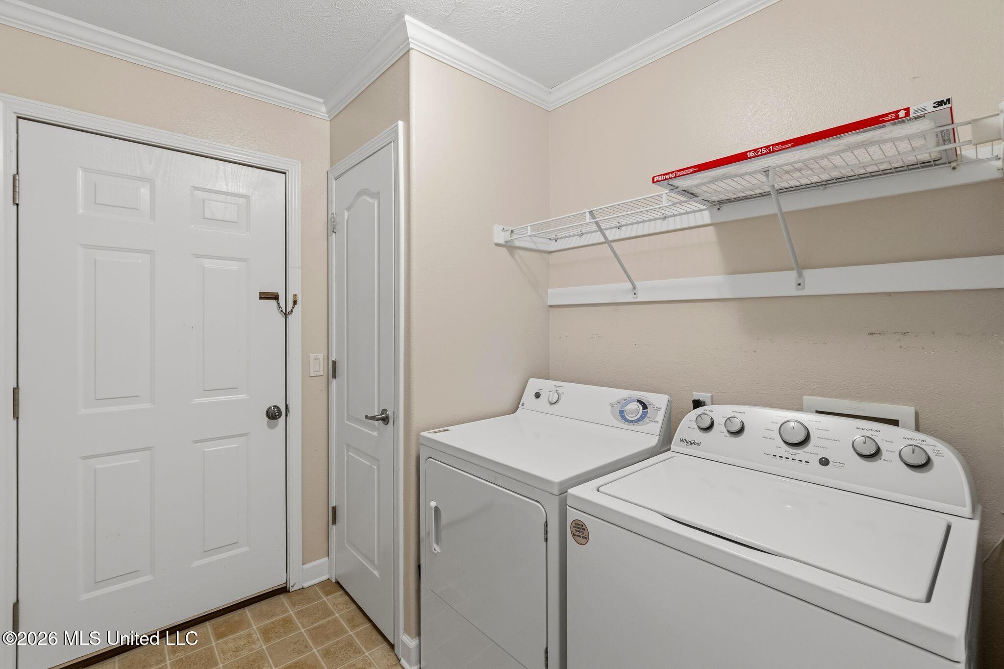 5 Bridgefield Circle Property Photo 14
