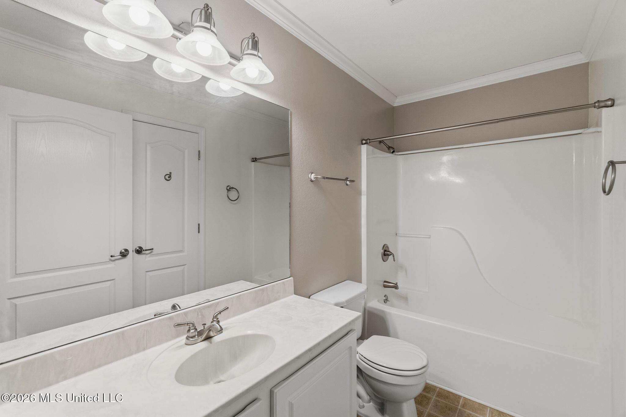 5 Bridgefield Circle Property Photo 23
