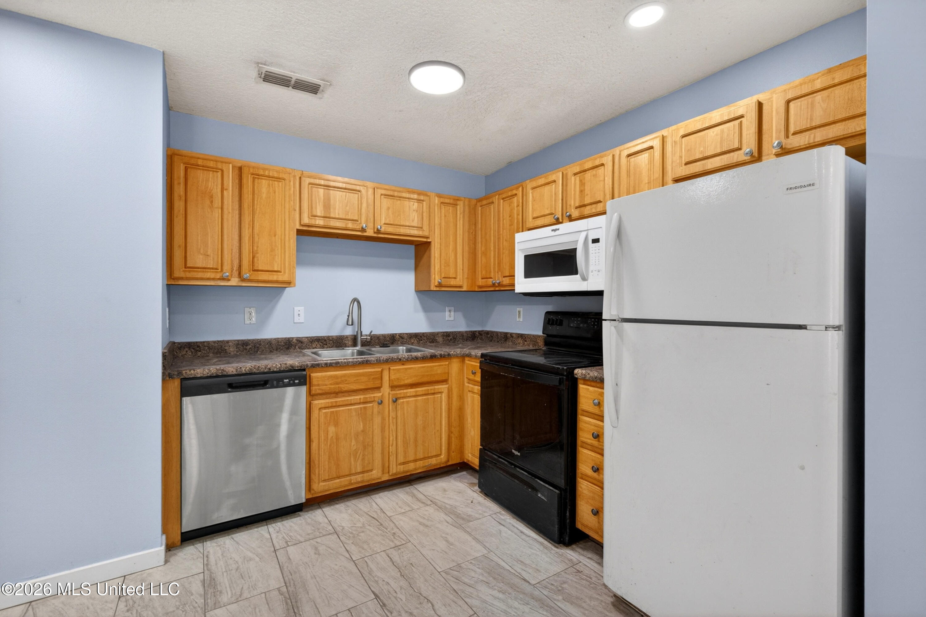 1913 48th Avenue Property Photo 7