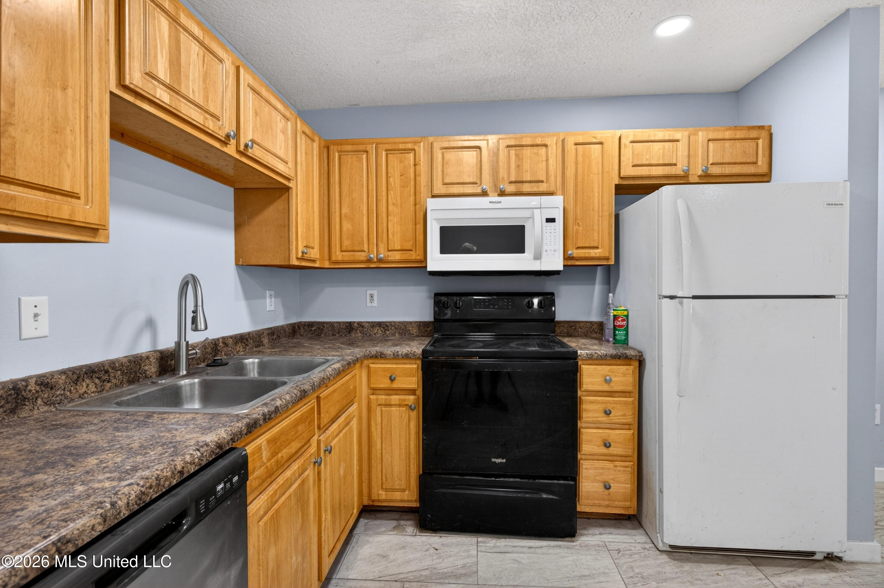 1913 48th Avenue Property Photo 8