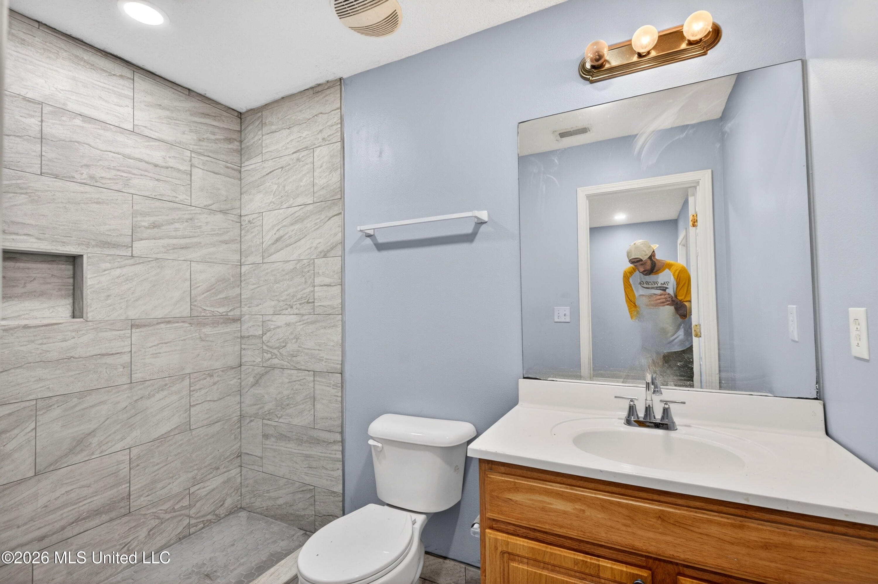1913 48th Avenue Property Photo 11