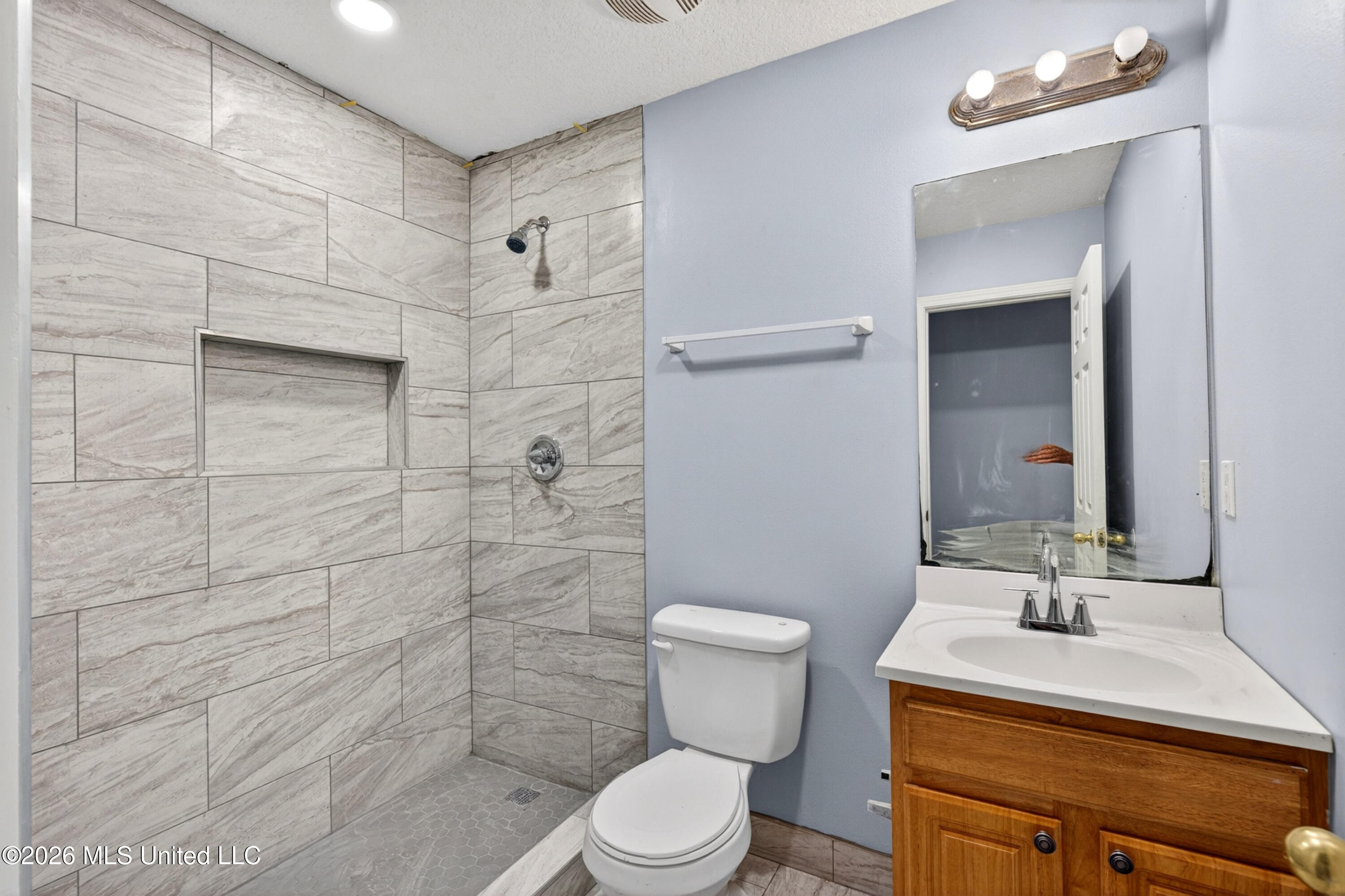 1913 48th Avenue Property Photo 15