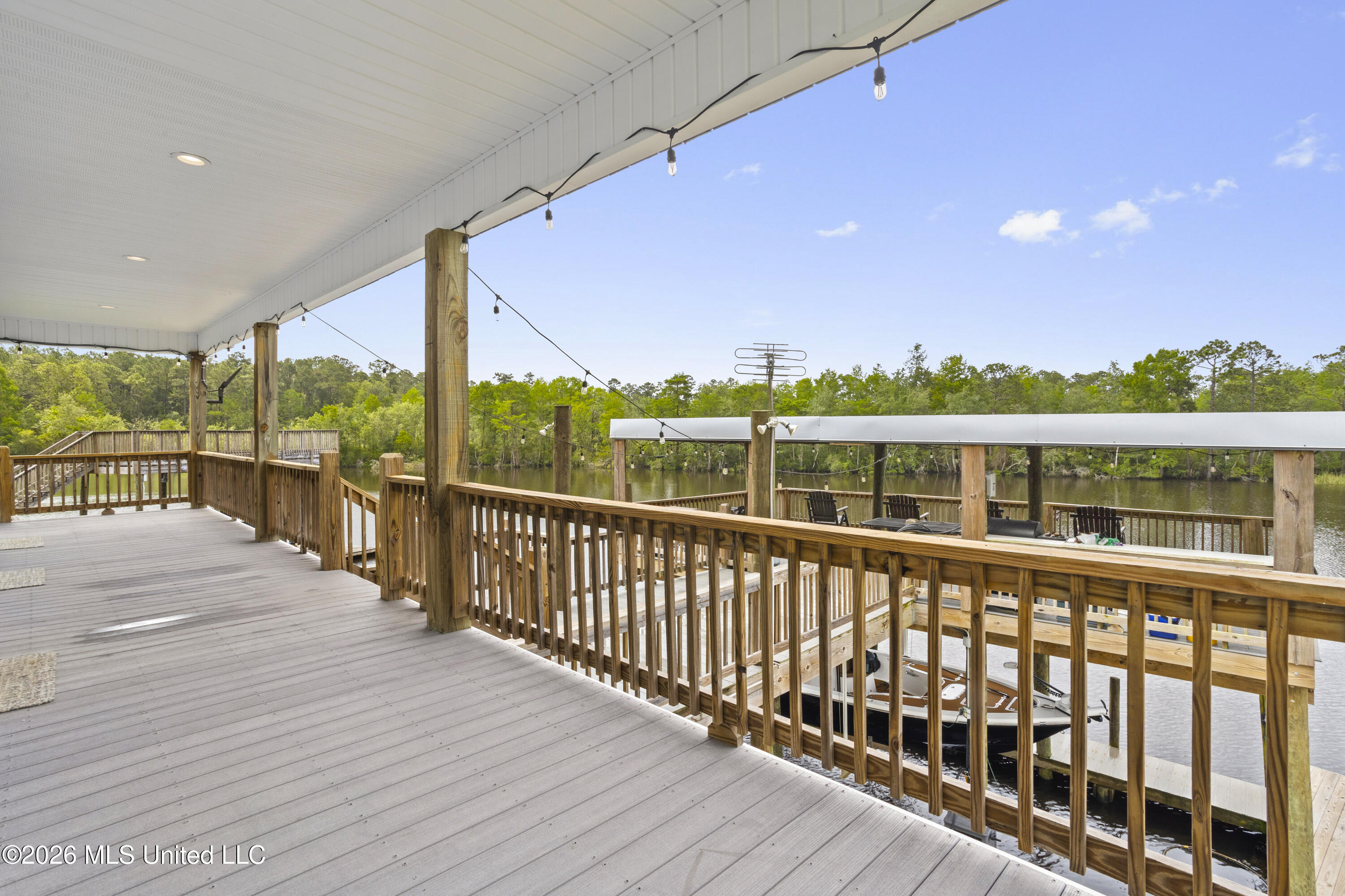 6149 Pontiac Drive Property Photo 10