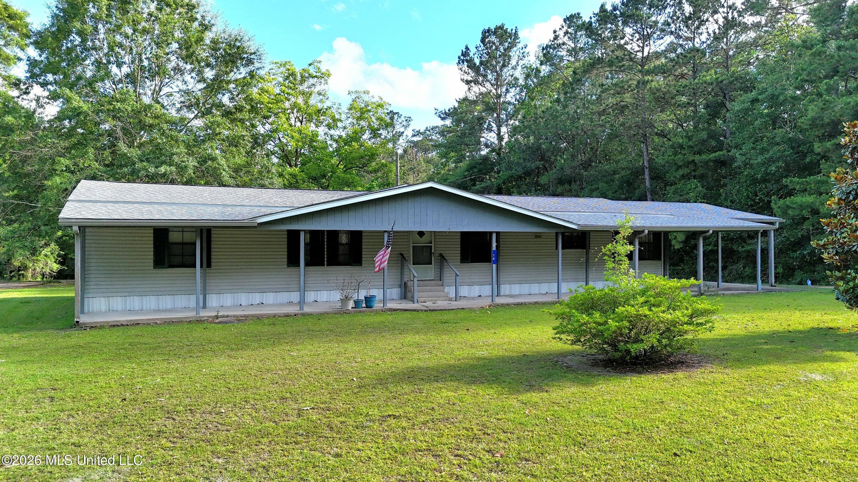 14 E Magnolia Avenue Property Photo 2