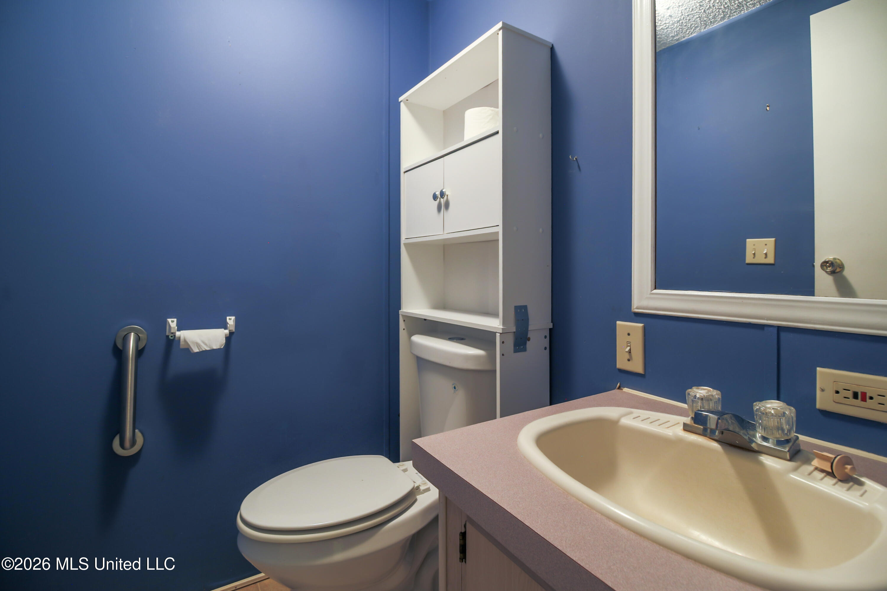 14 E Magnolia Avenue Property Photo 13