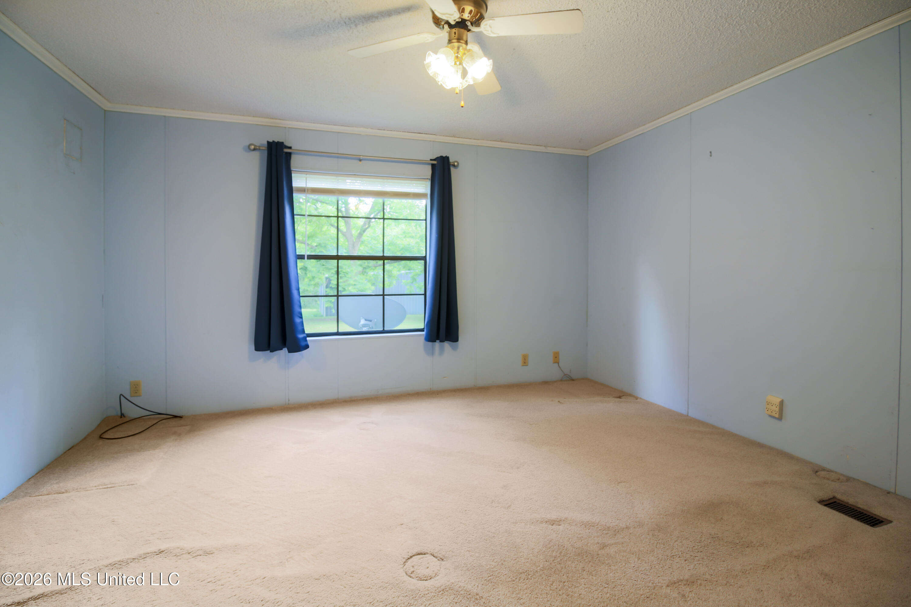 14 E Magnolia Avenue Property Photo 14