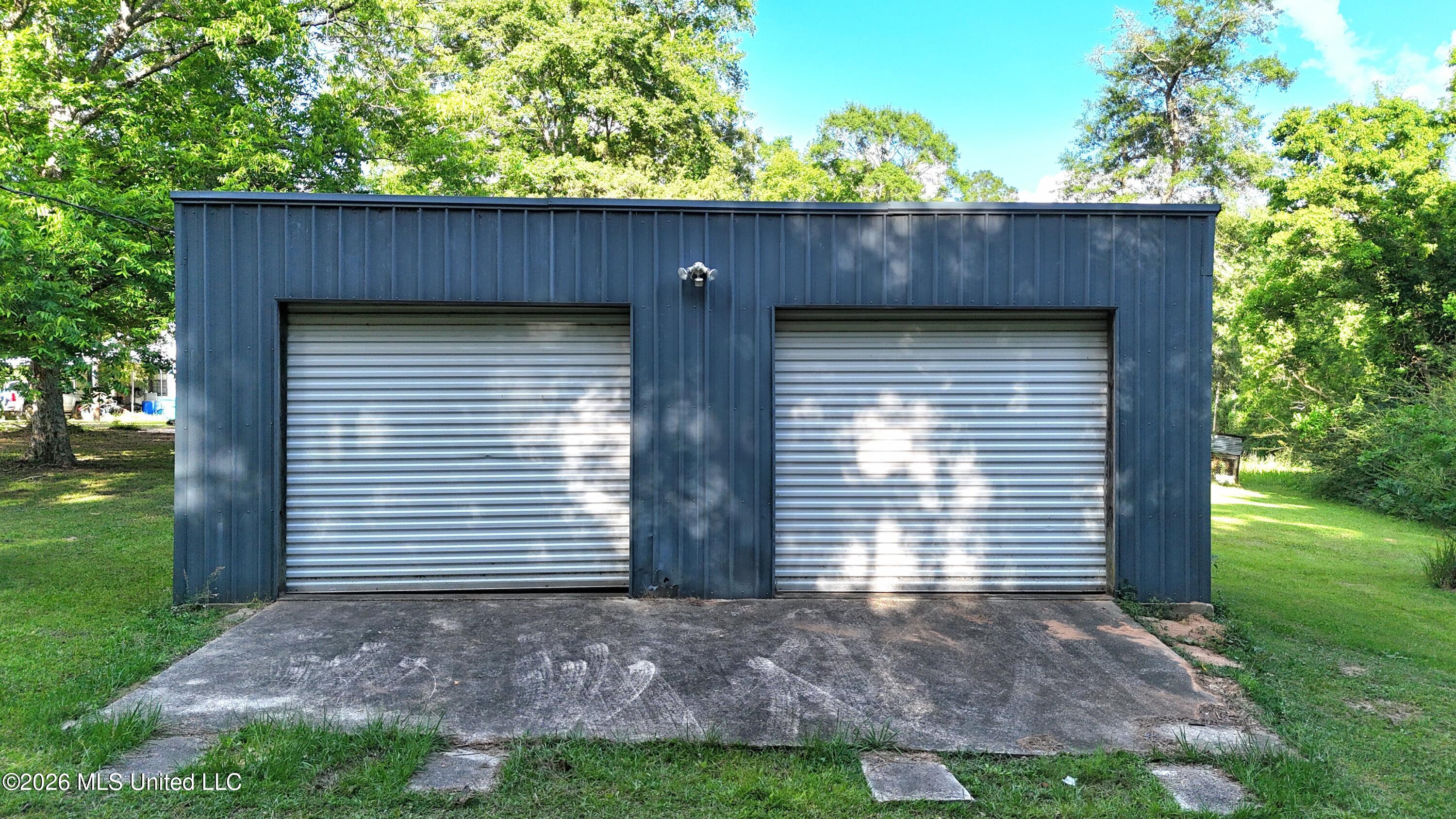 14 E Magnolia Avenue Property Photo 22