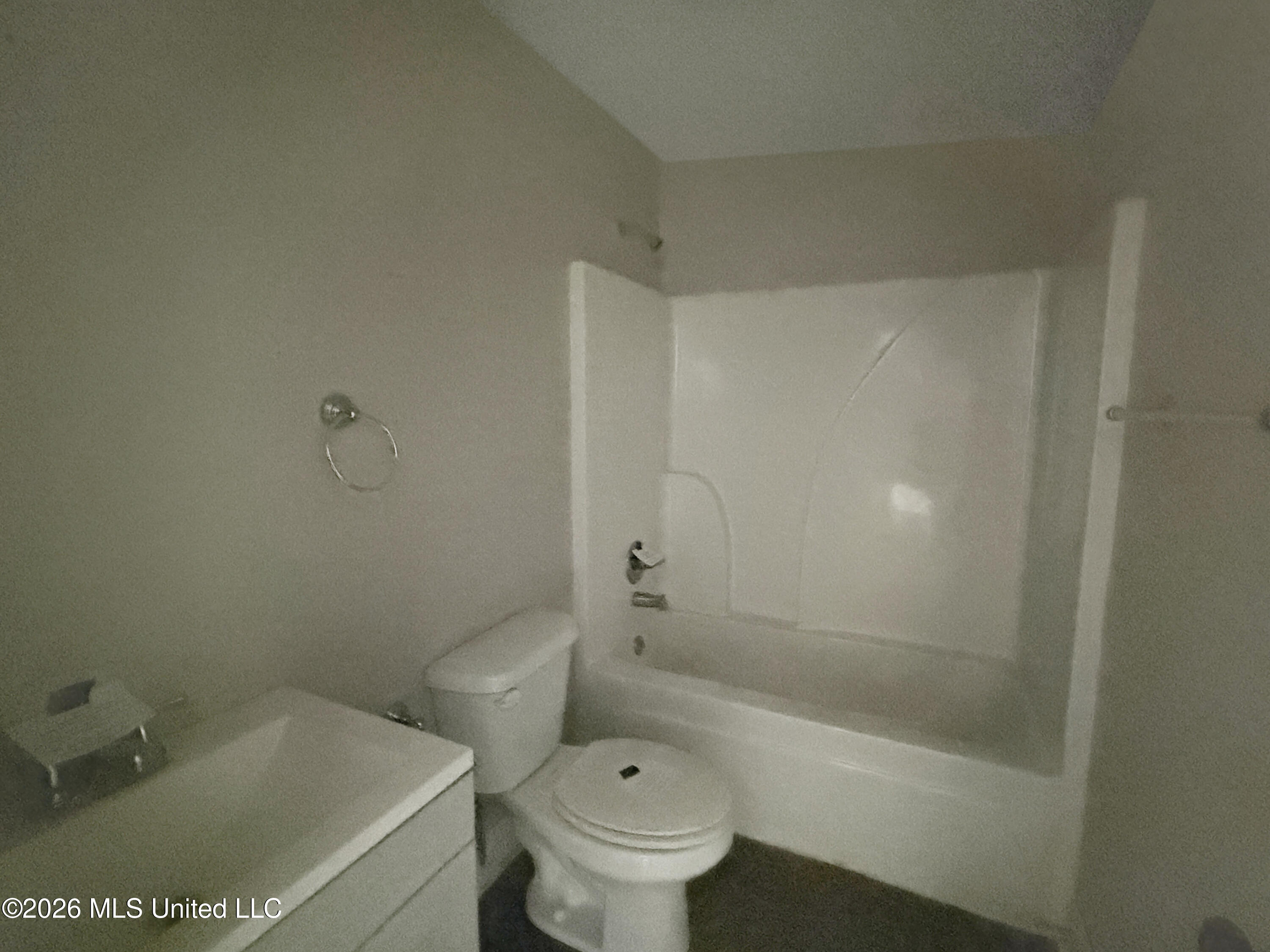 1551 N Beech Street Property Photo 9