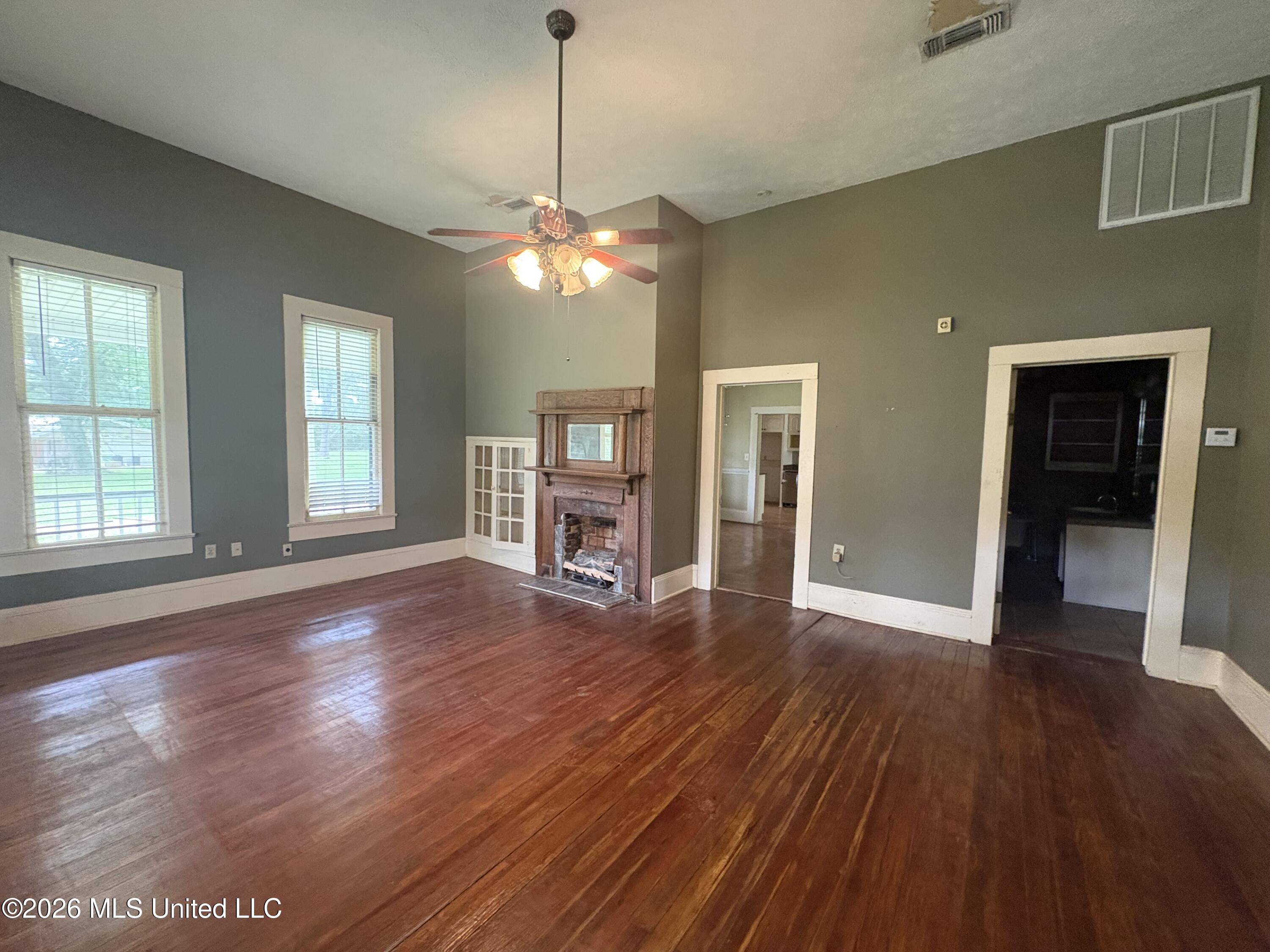 407 Heslep Street Property Photo 2