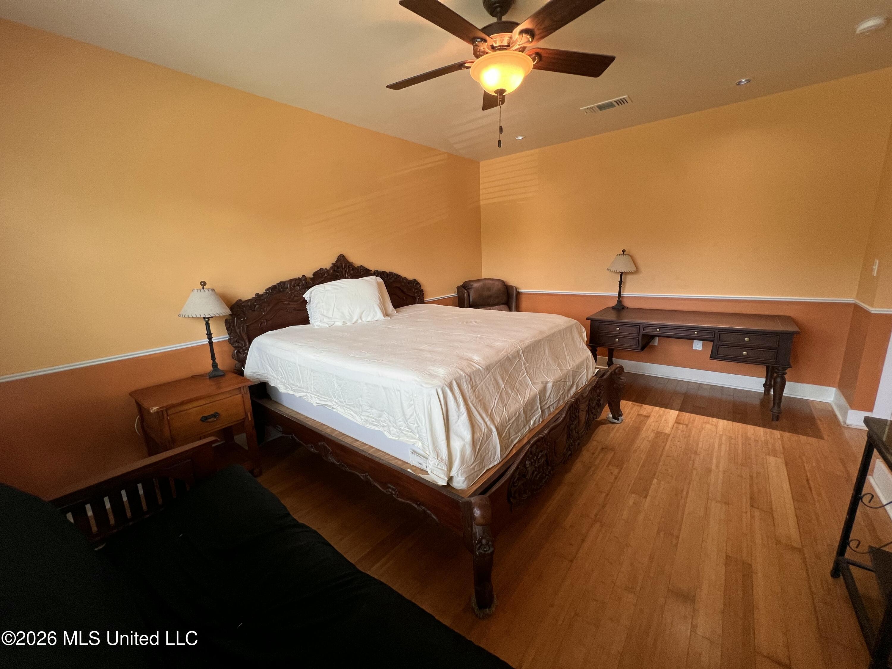 11053 N Shore Drive Property Photo 27