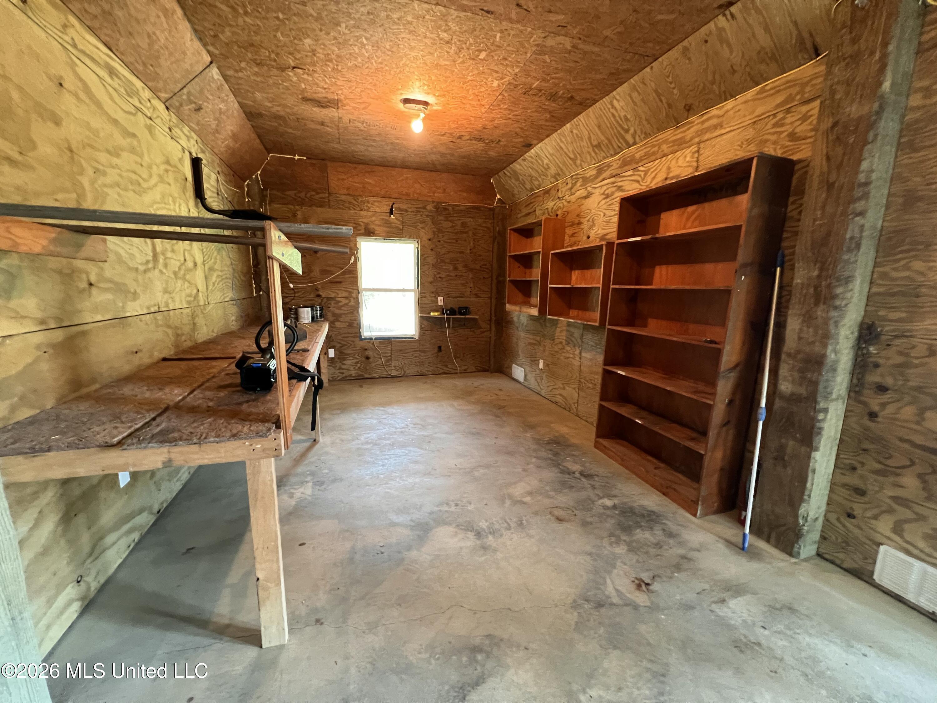 11053 N Shore Drive Property Photo 31