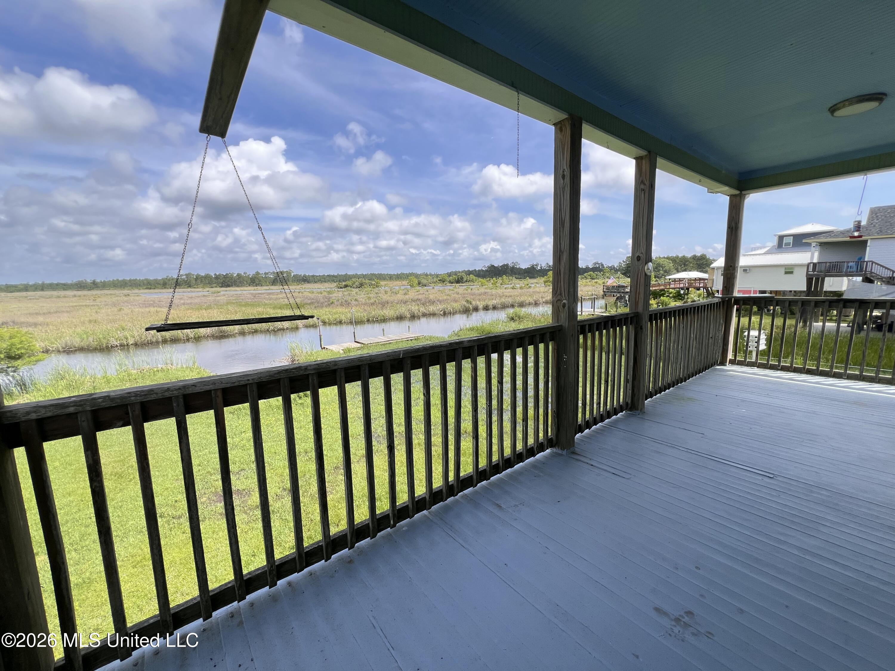 11053 N Shore Drive Property Photo 37