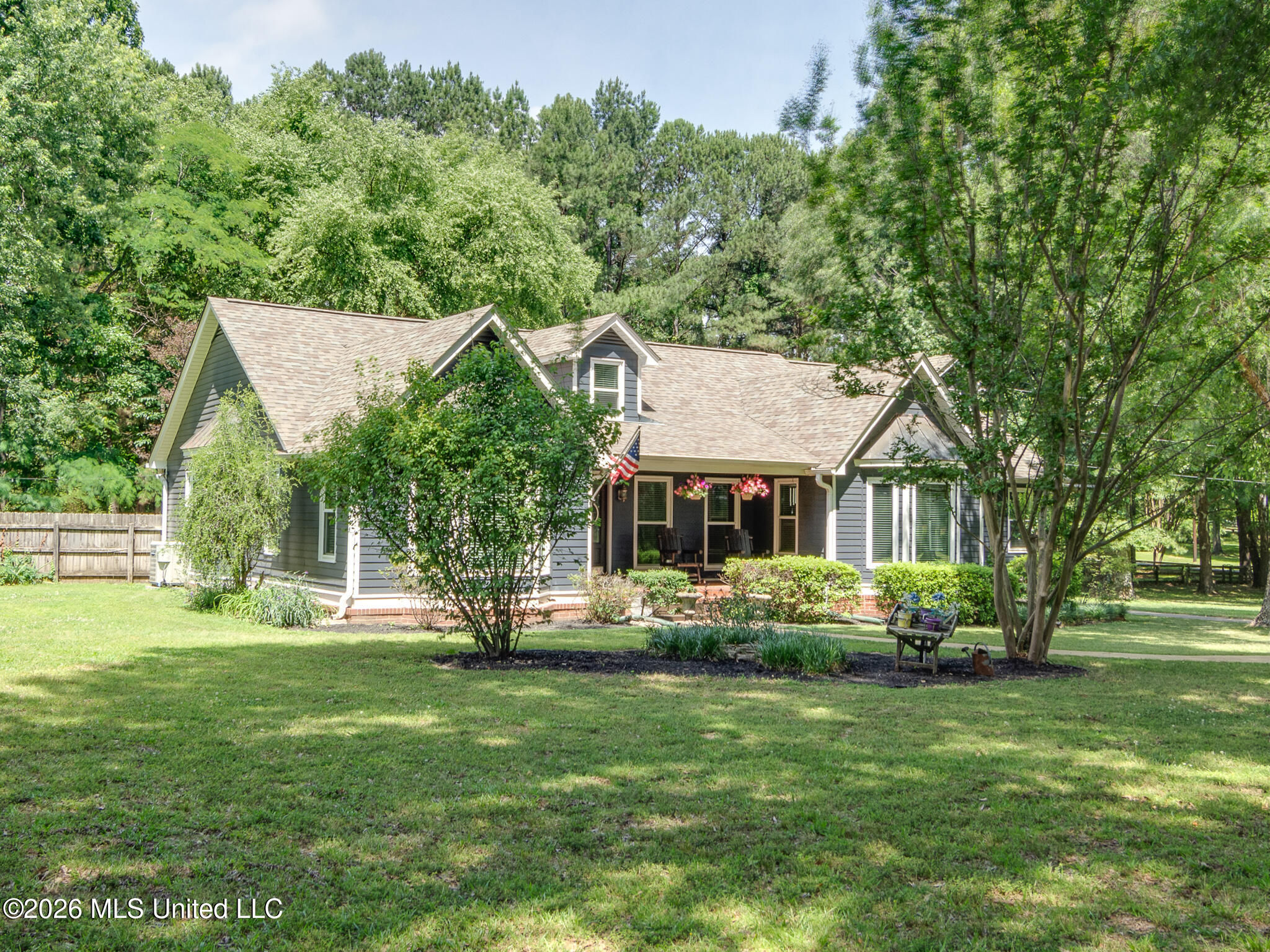 993 Quinn Road Property Photo 3