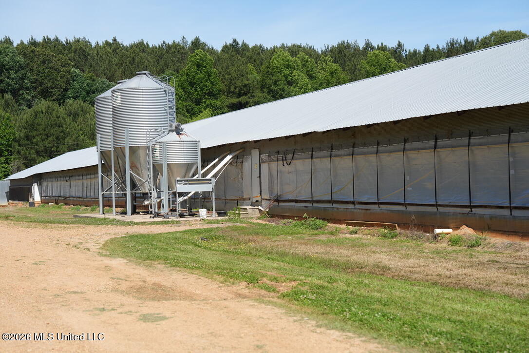 2257 Midway Odom Road Property Photo 12