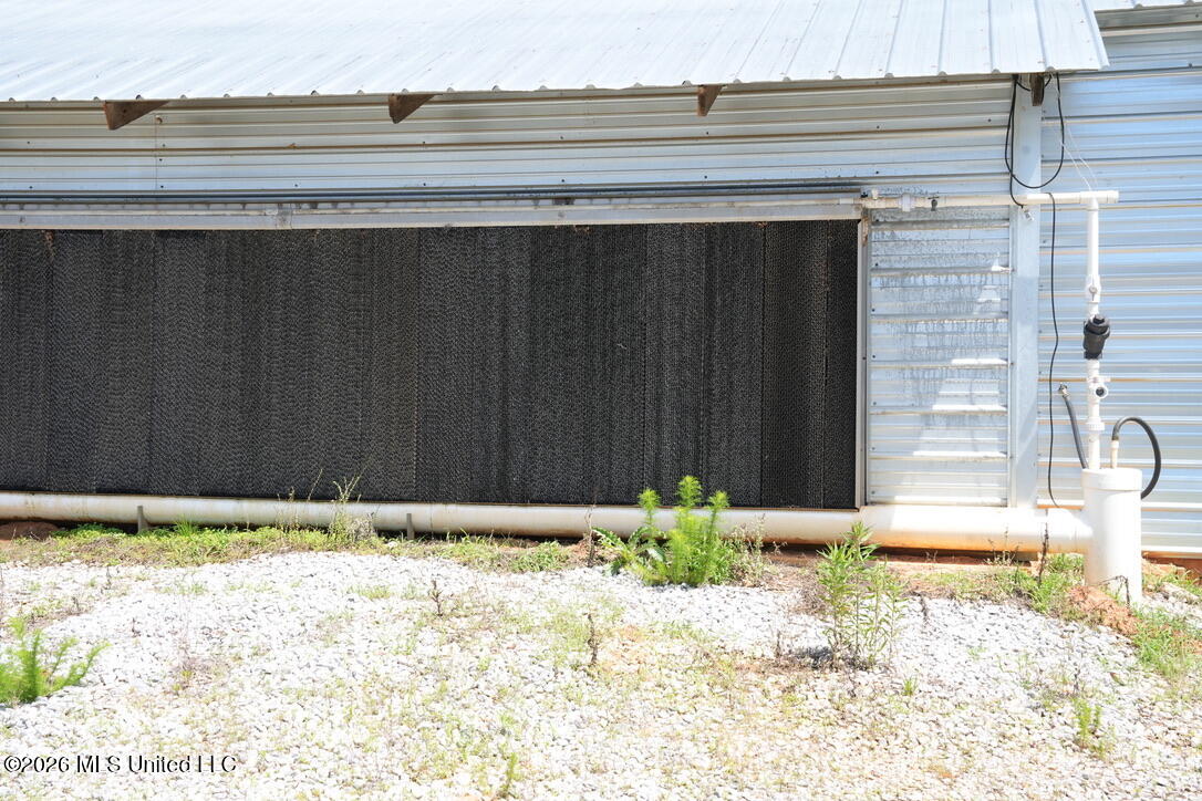 2257 Midway Odom Road Property Photo 15