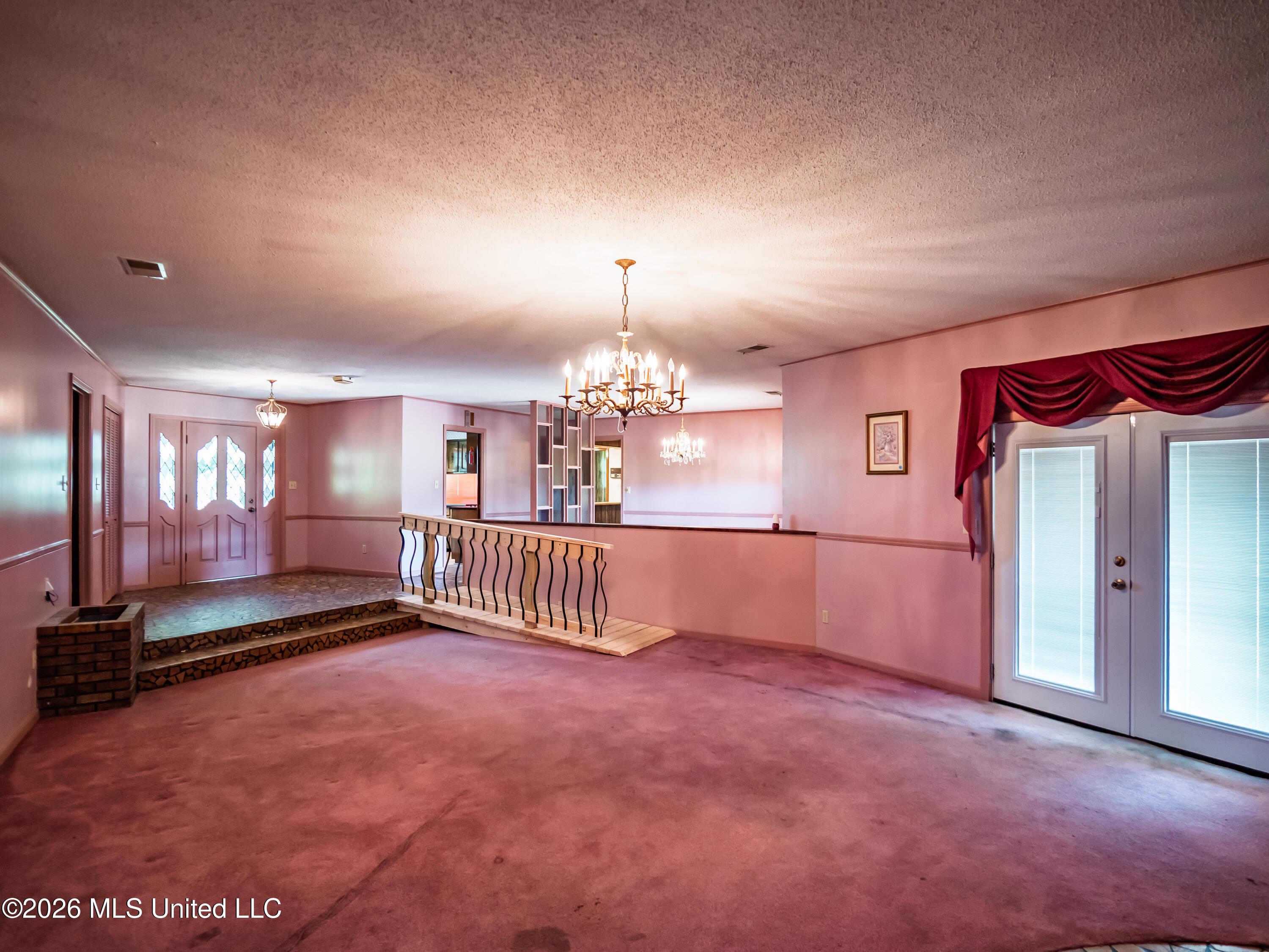 5042 Dummyline Road Property Photo 5