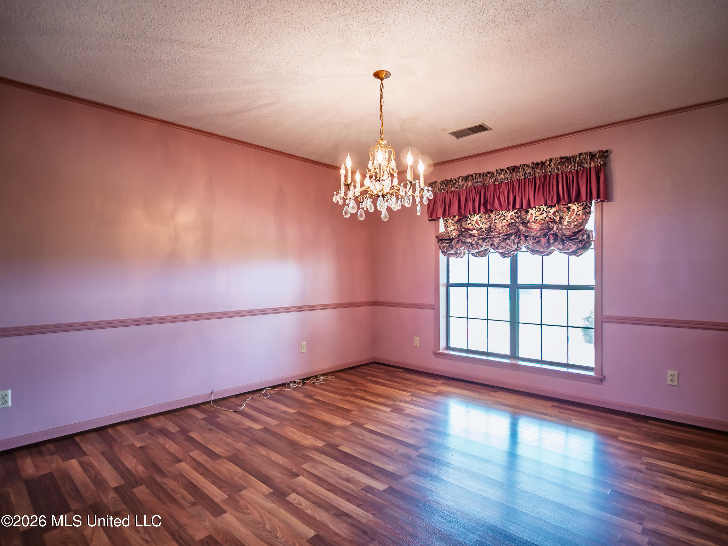 5042 Dummyline Road Property Photo 7