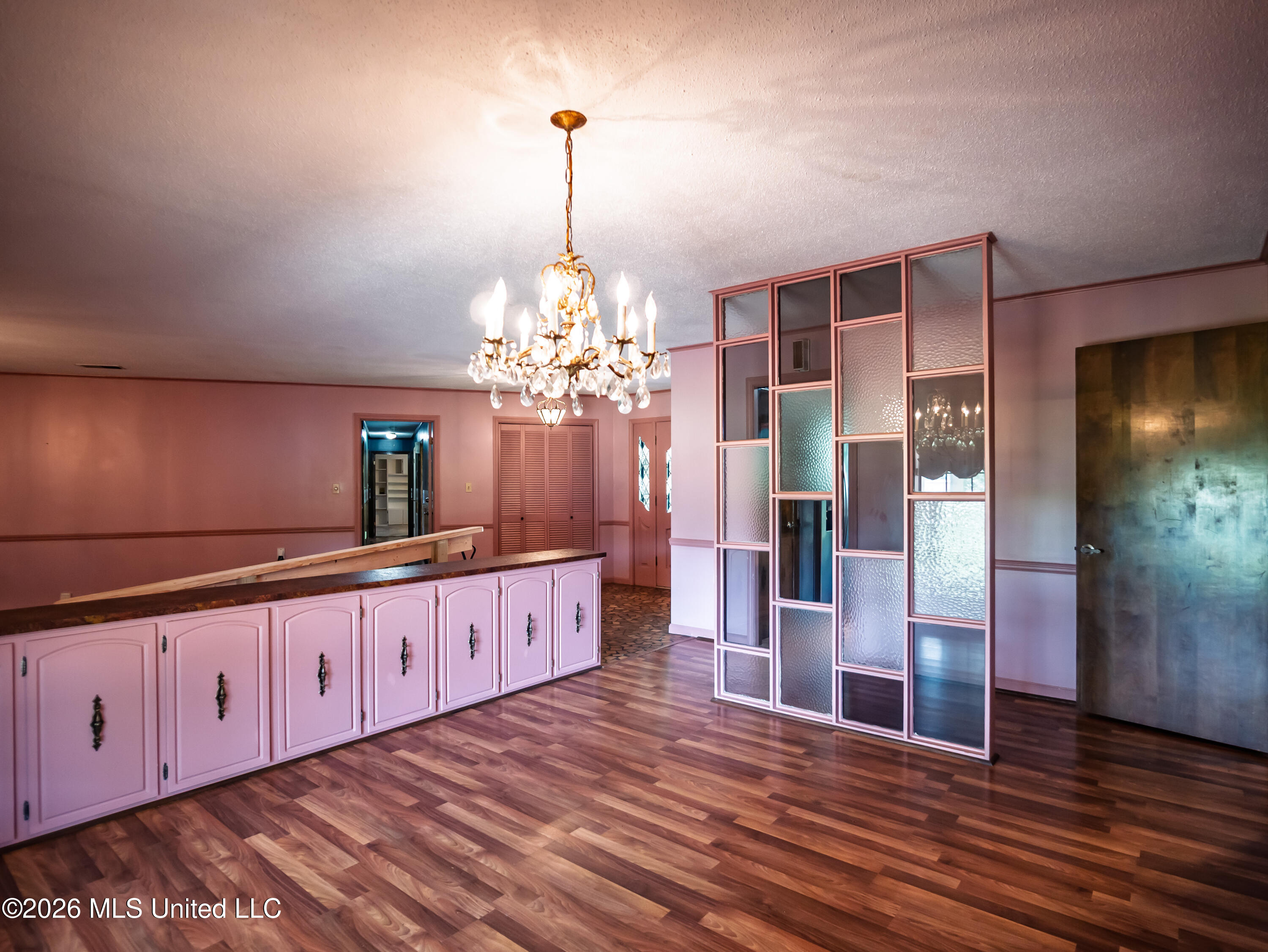5042 Dummyline Road Property Photo 8