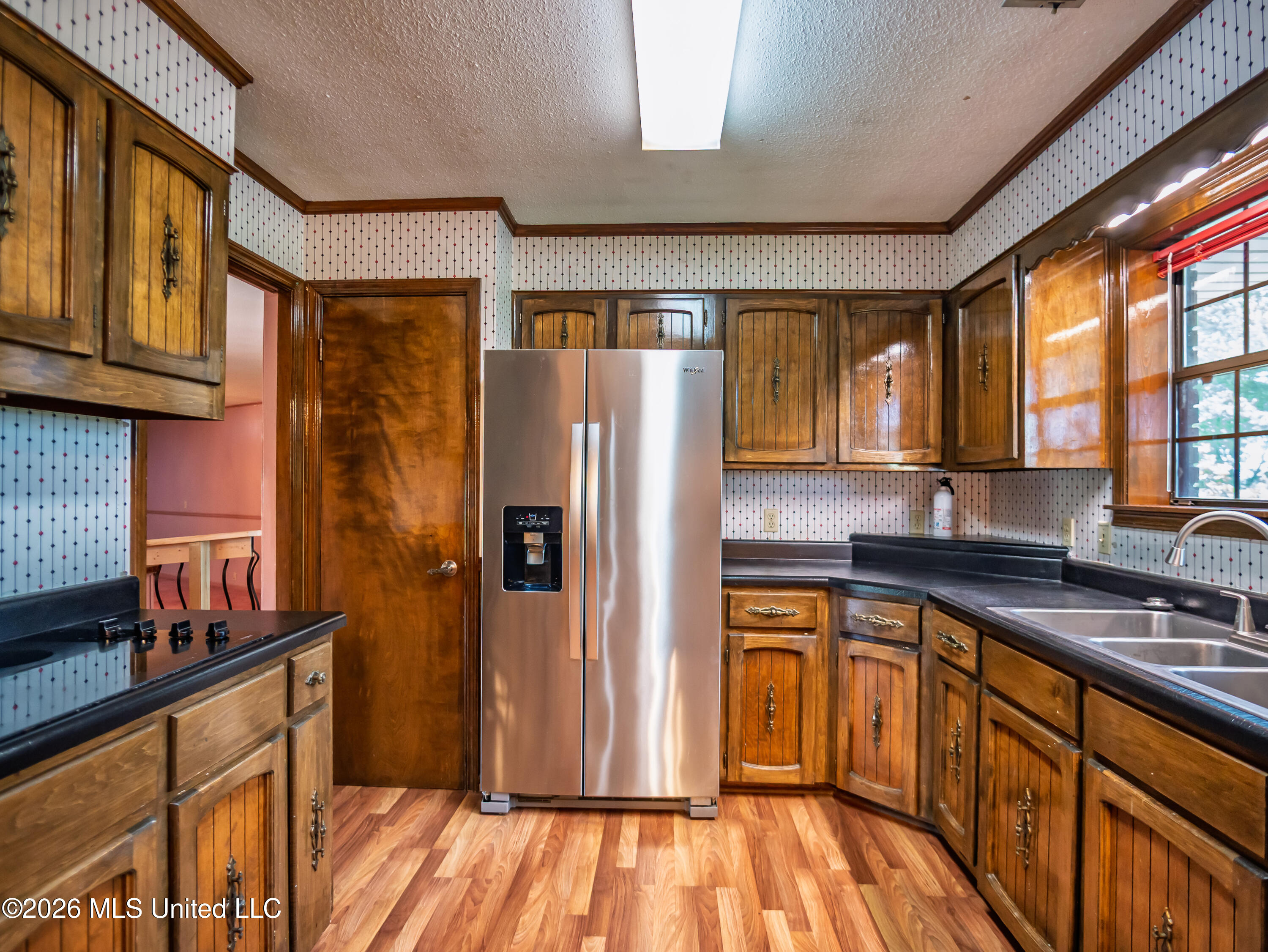 5042 Dummyline Road Property Photo 11