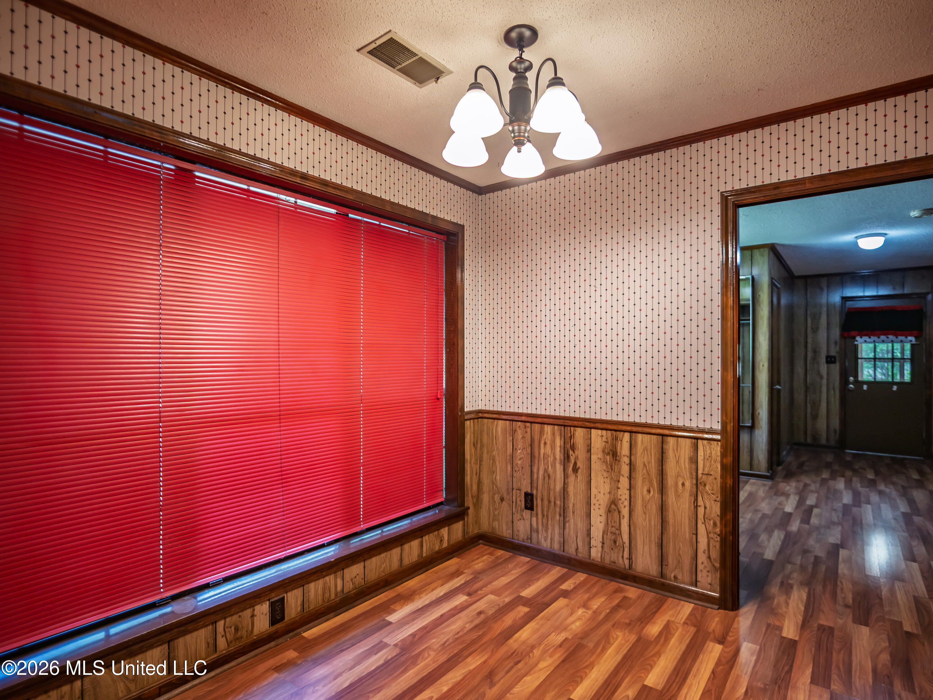 5042 Dummyline Road Property Photo 15
